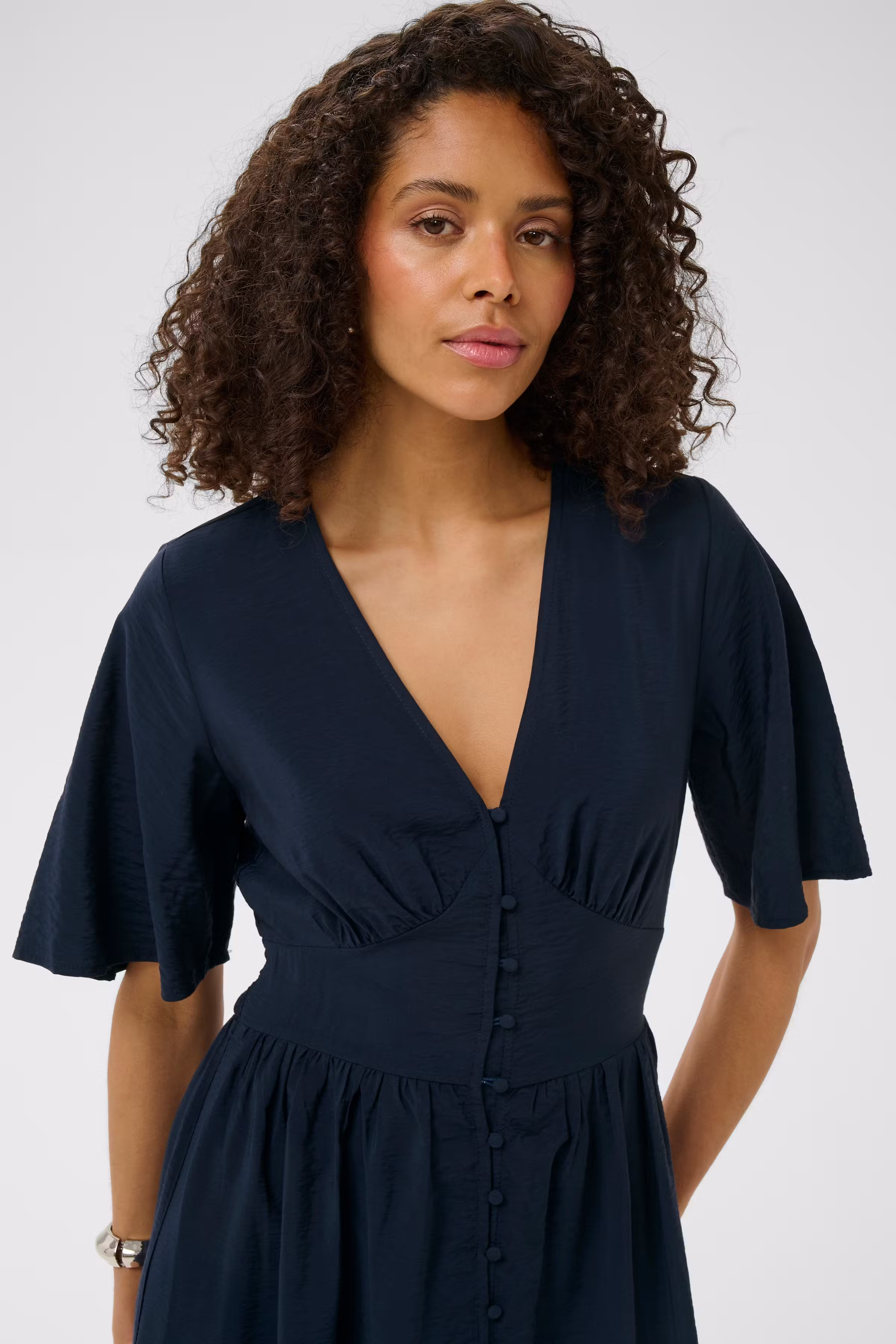 KArosie Dress LOOKBOOK DETAIL 10512162-194020