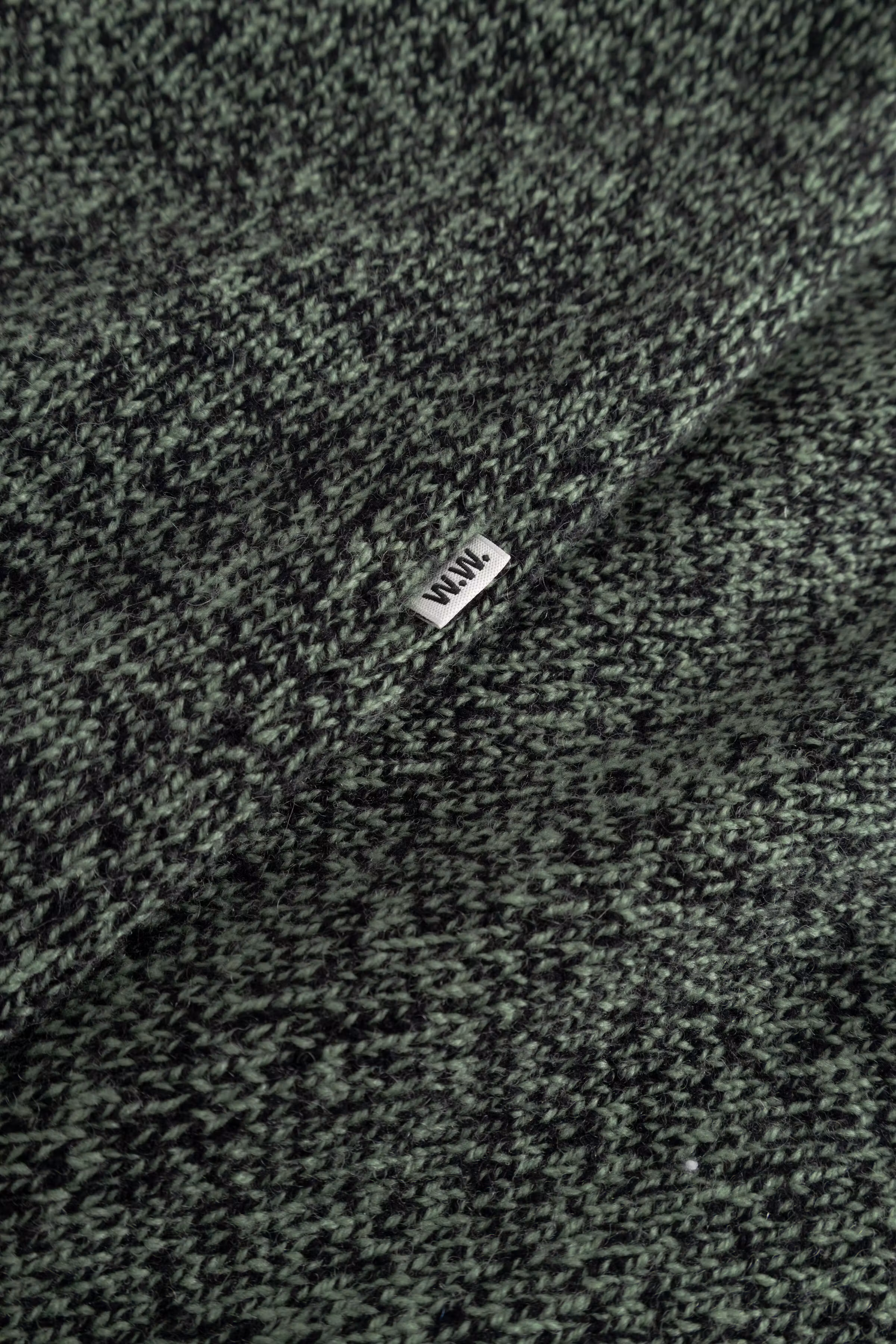 WWCay Pullover PACK DETAIL 30252301-1662161
