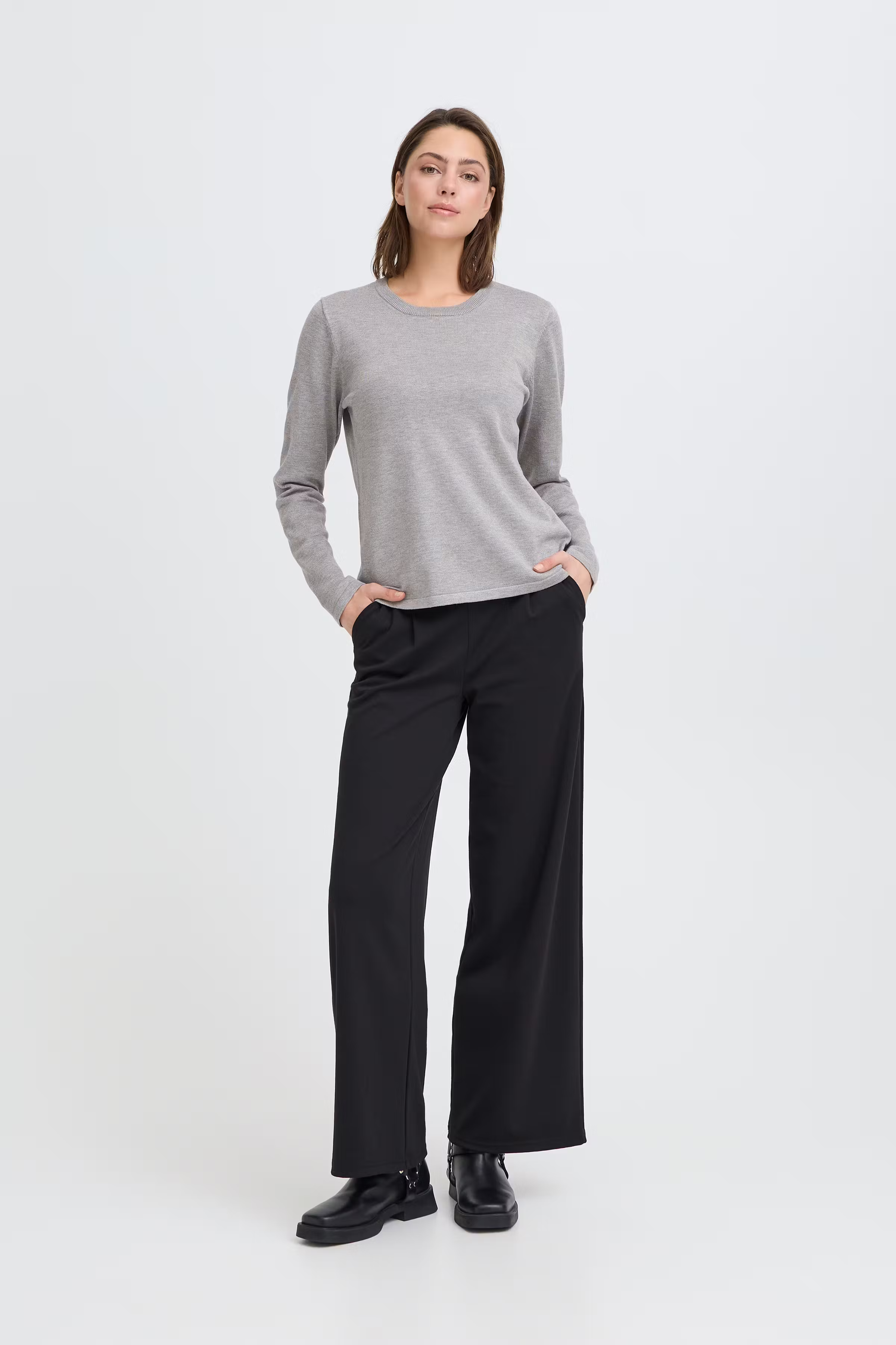 IHLULS O-Neck Pullover LOOKBOOK FRONT 20125814-200317