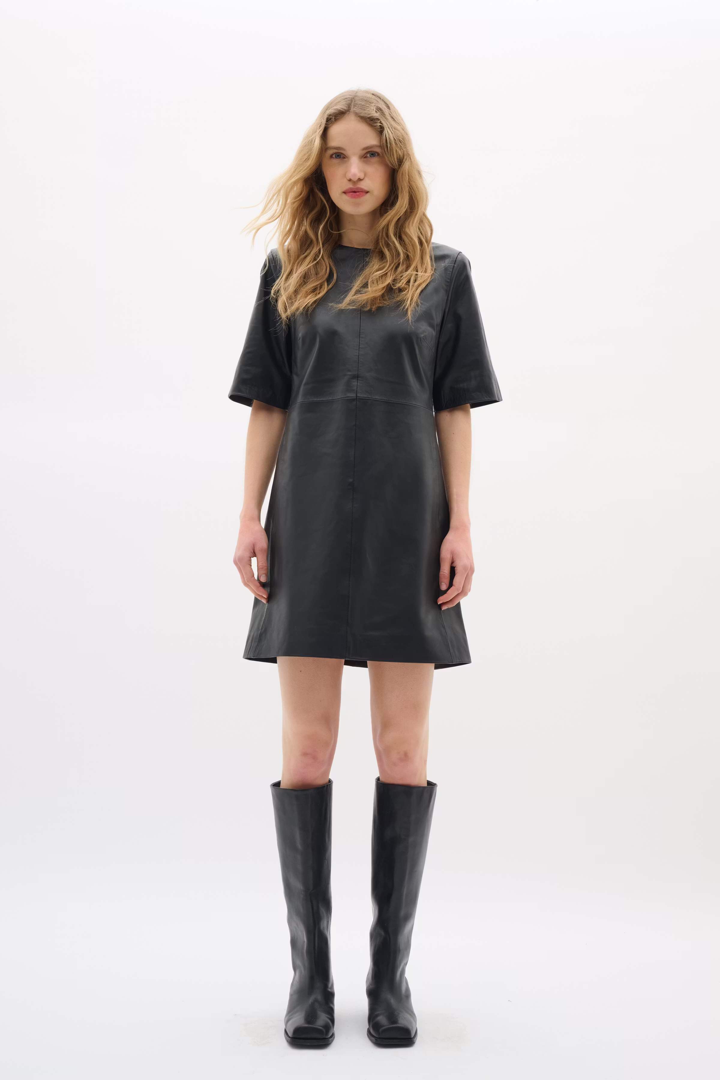 BrodiaIW Kjole LOOKBOOK FRONT 30110998-194008