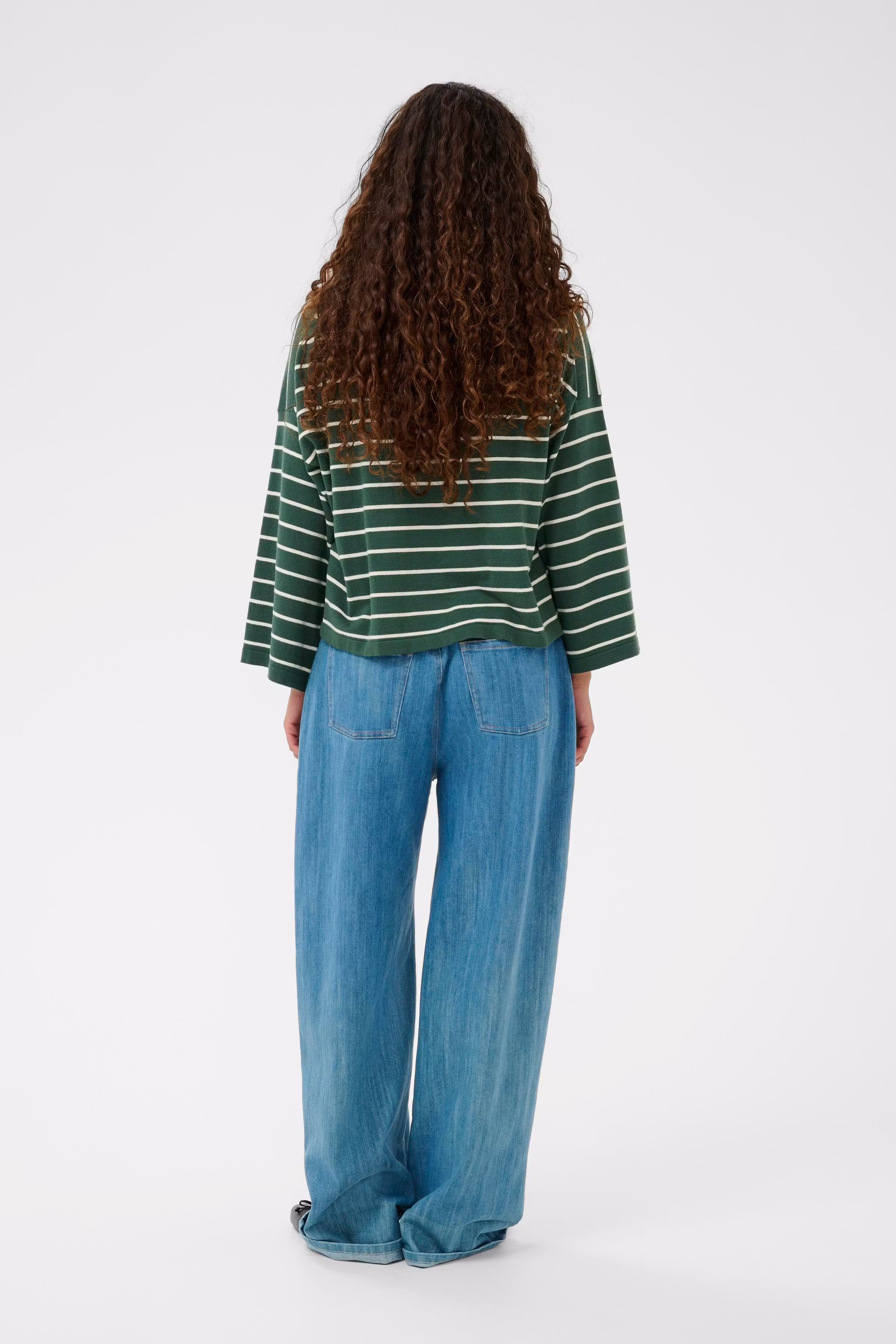 SLSpina Pullover LOOKBOOK BACK 30408863-304824