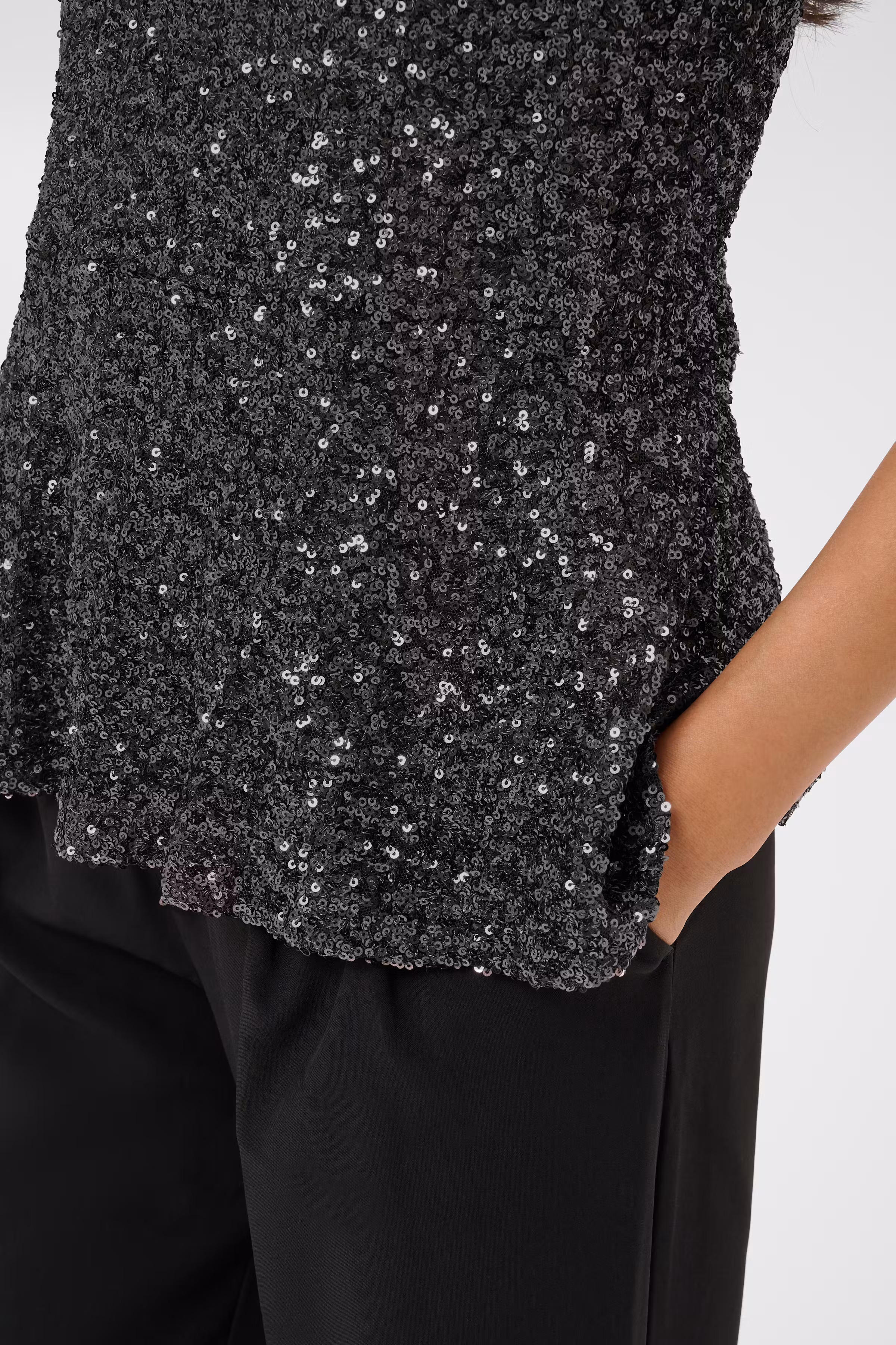 DiinePW Top LOOKBOOK DETAIL 30310973-191101
