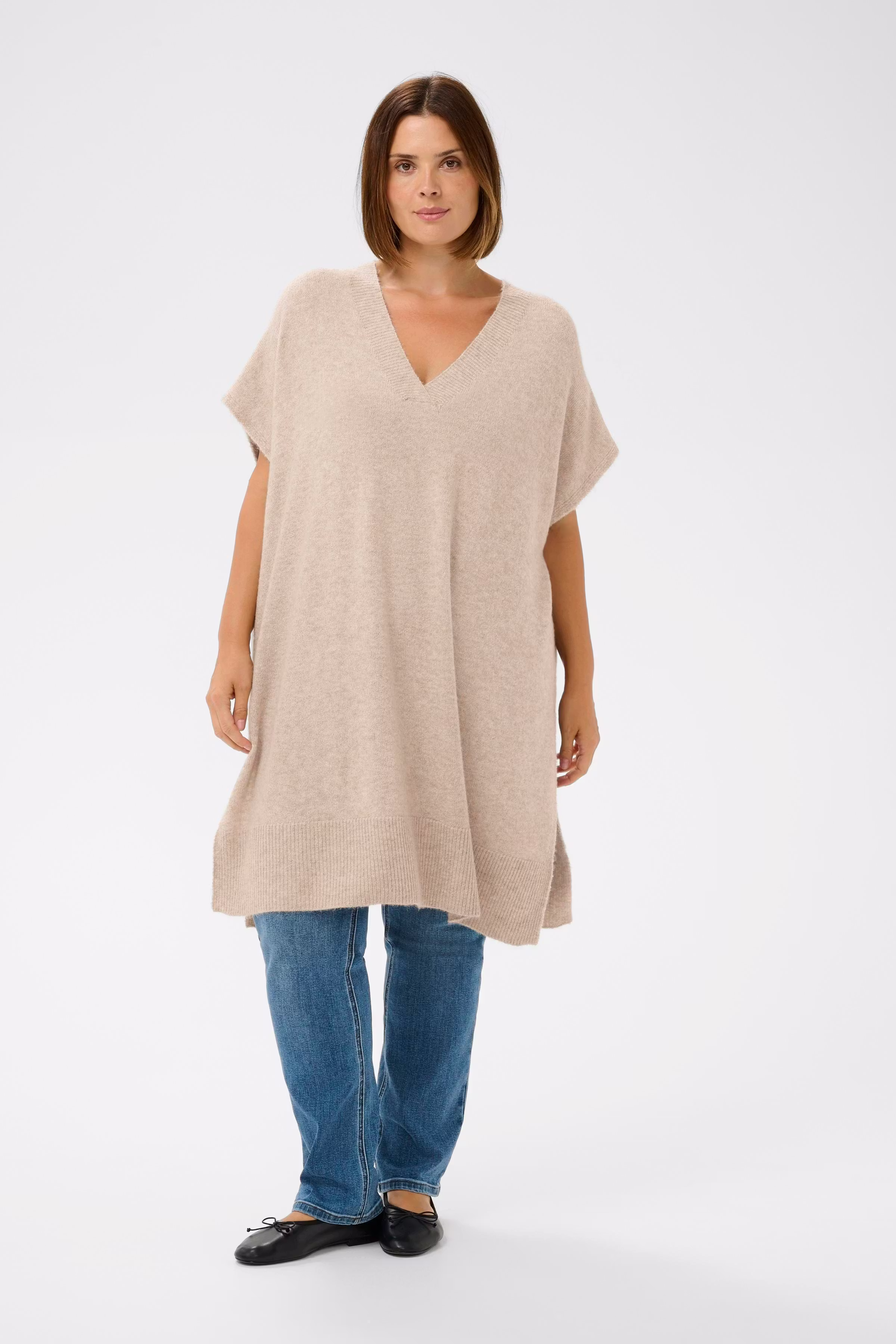 KCannett Poncho LOOKBOOK FRONT 10582738-1513051