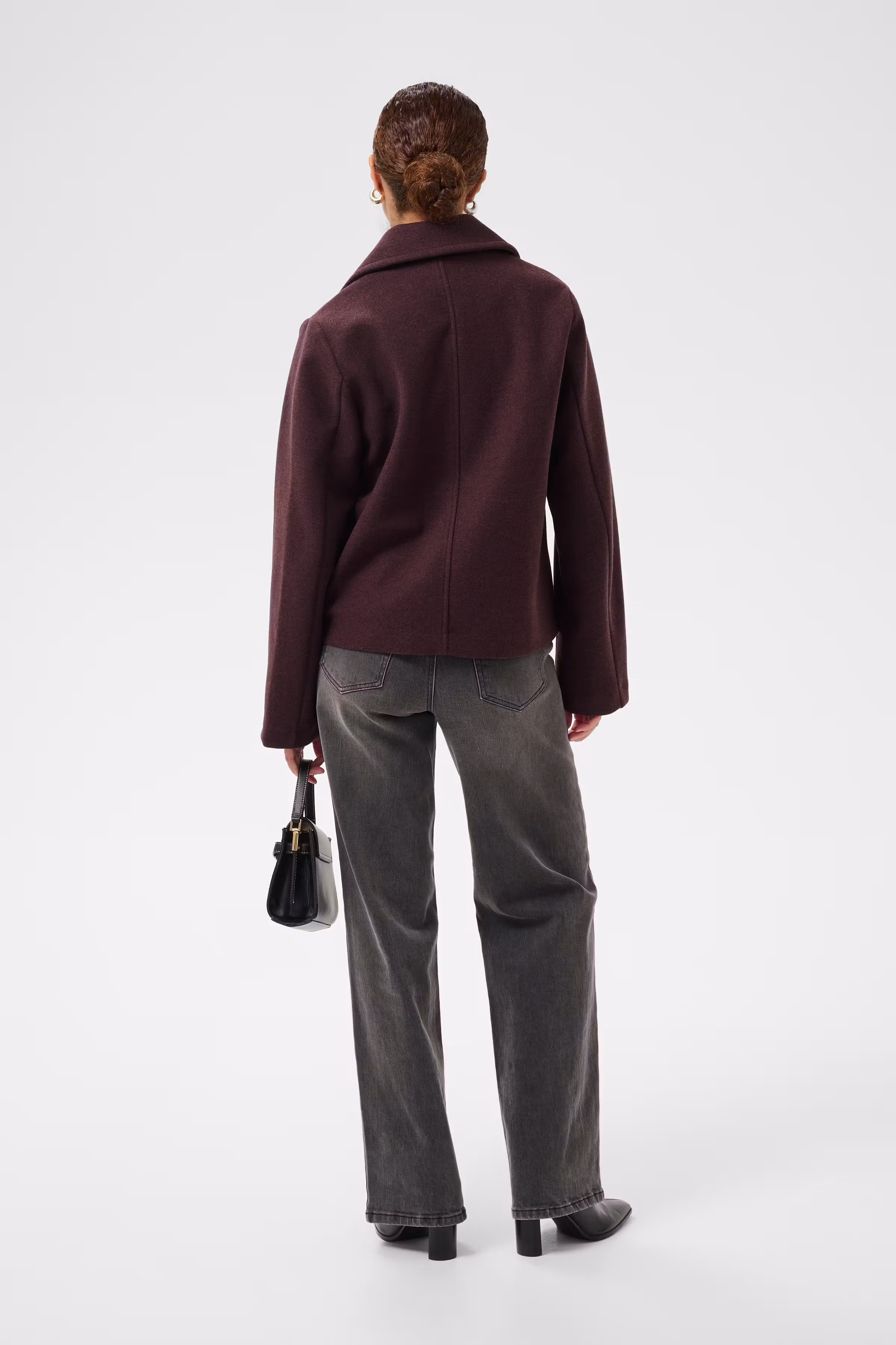 KAsaturn Mantel LOOKBOOK BACK 10511860-191619