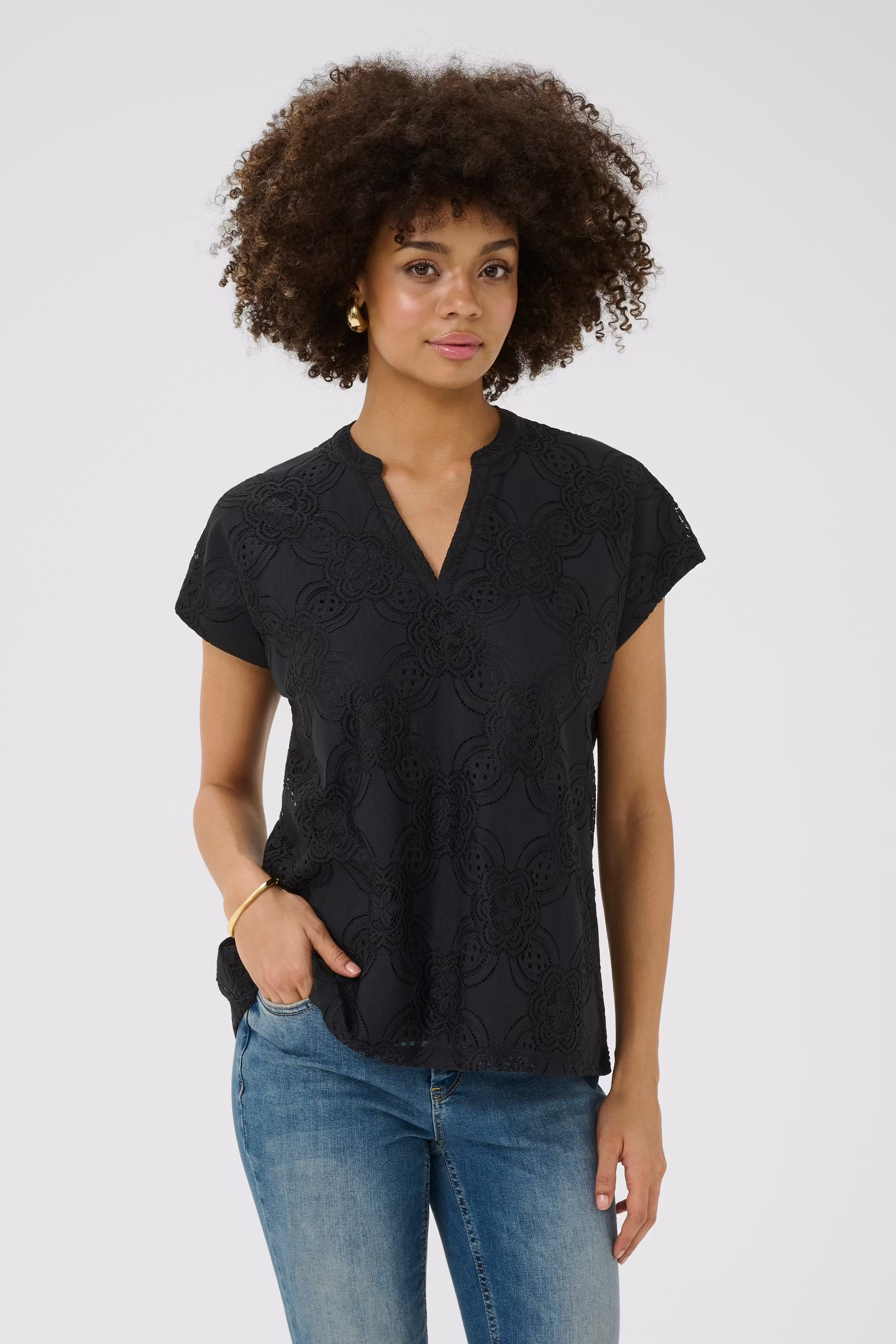 CUsigla Bluse LOOKBOOK FRONT 50112236-500012