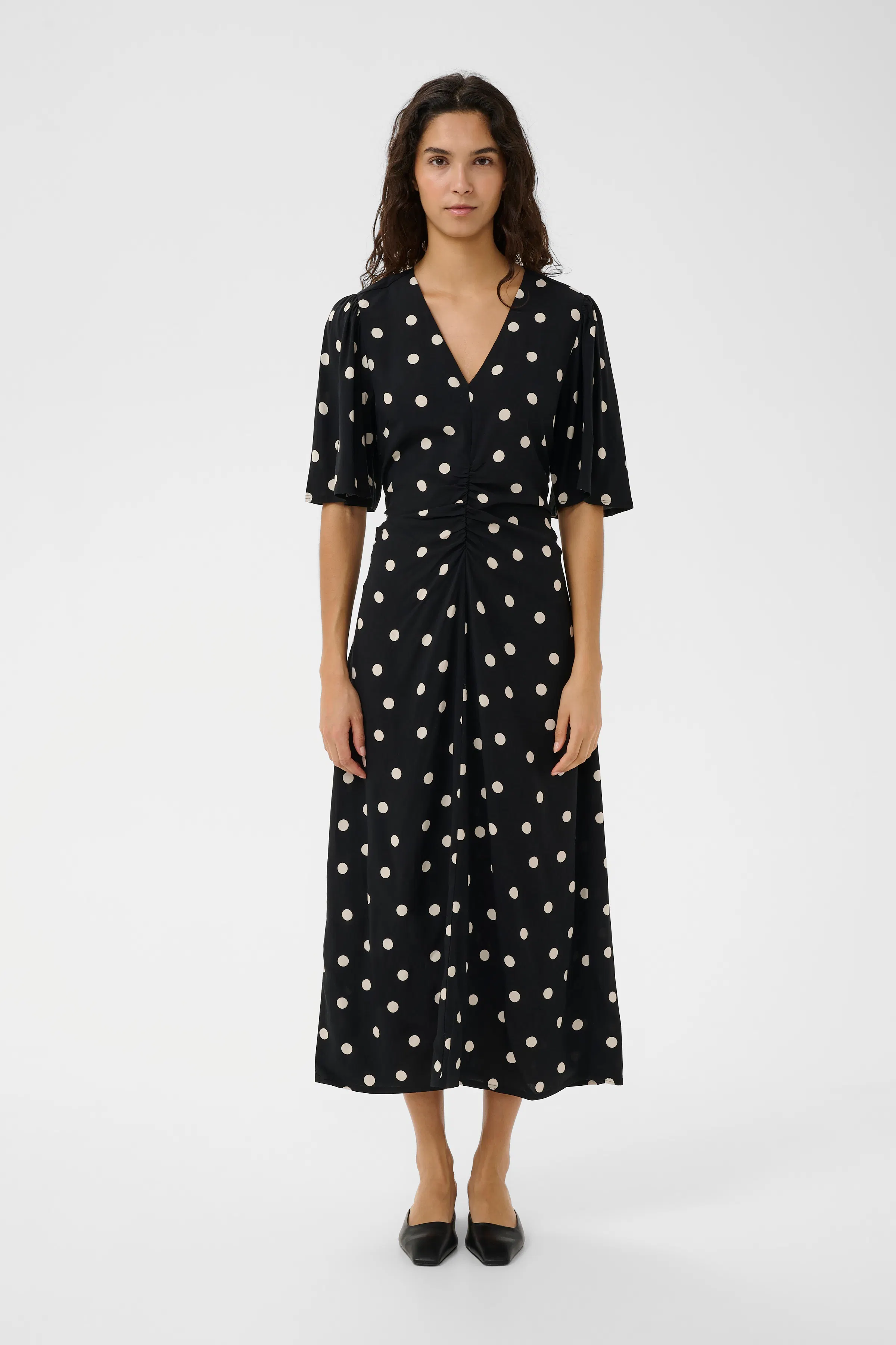 SLArjana Klänning LOOKBOOK FRONT 30409274-305254