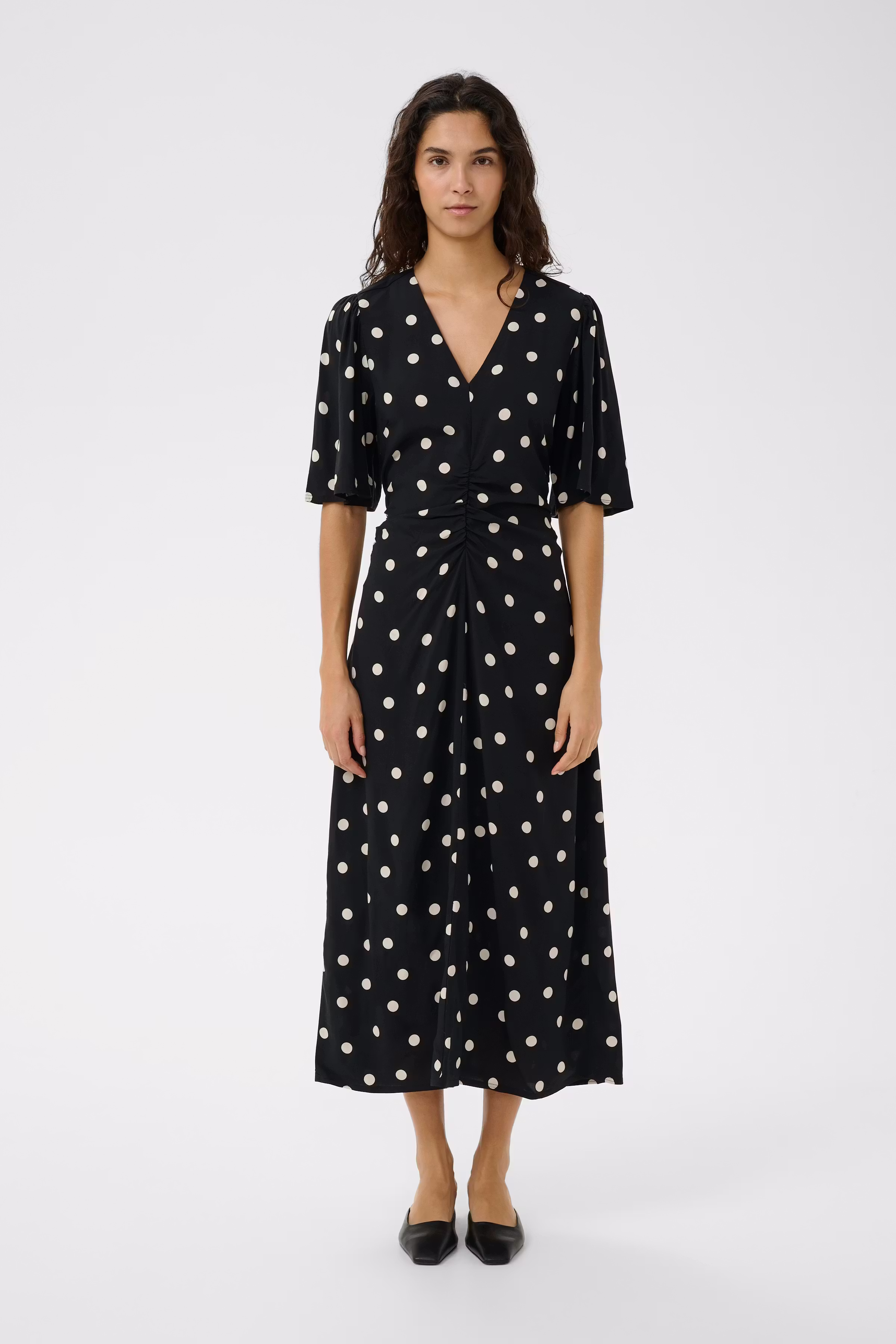 SLArjana Klänning LOOKBOOK FRONT 30409274-305254