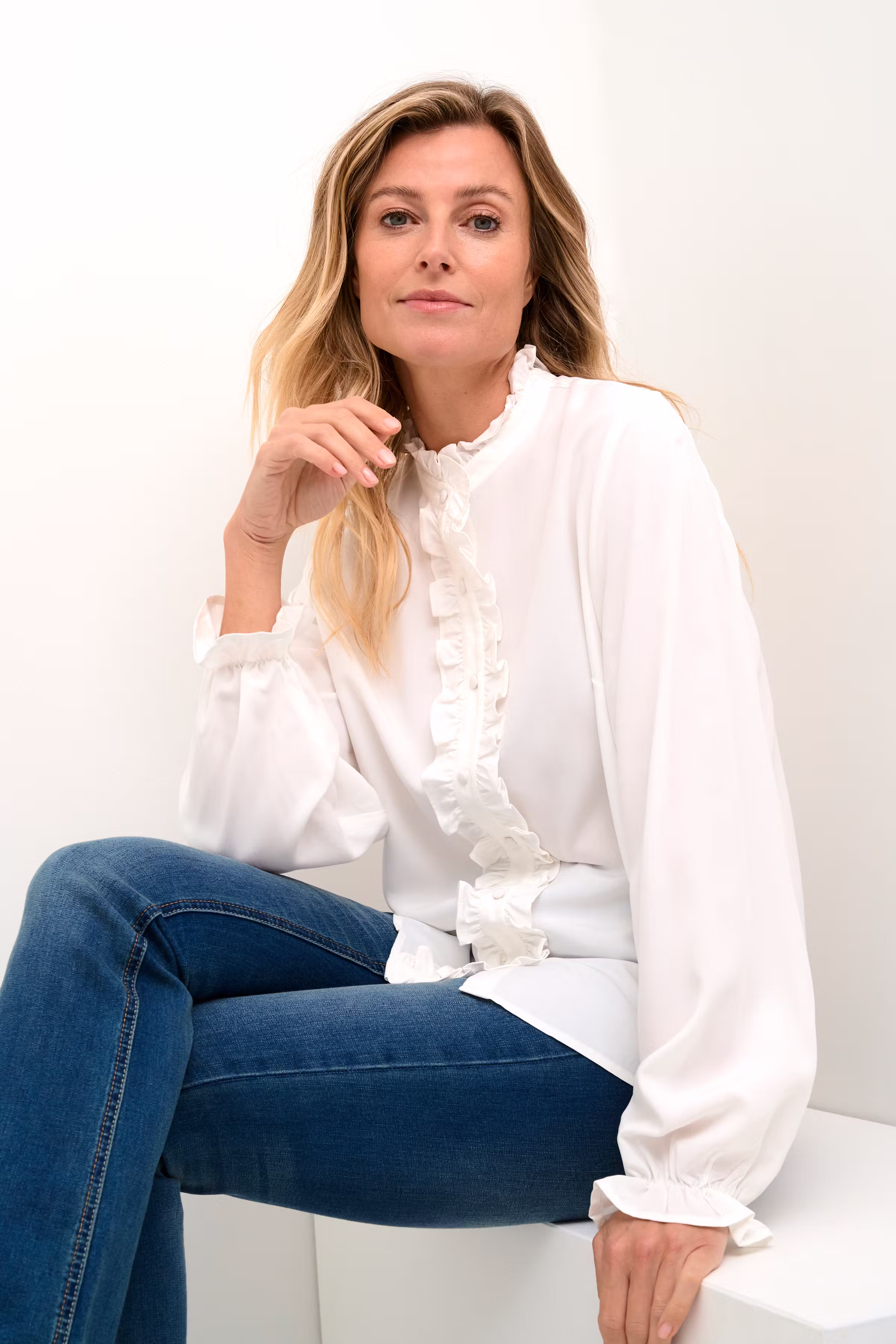 CRVenea Shirt LOOKBOOK DETAIL 10613007-110602