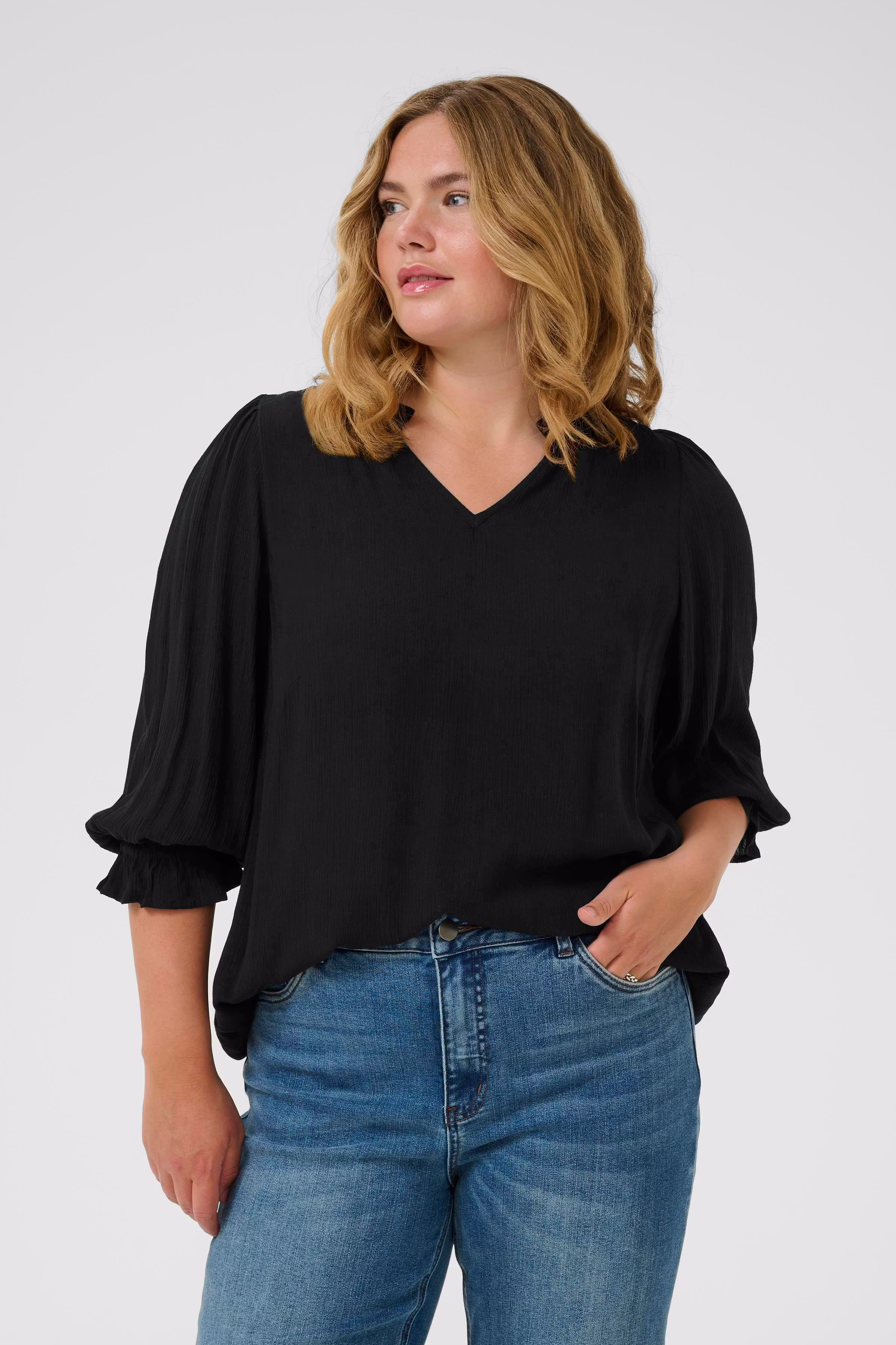 KCkiv Blouse LOOKBOOK FRONT 10583715-100121