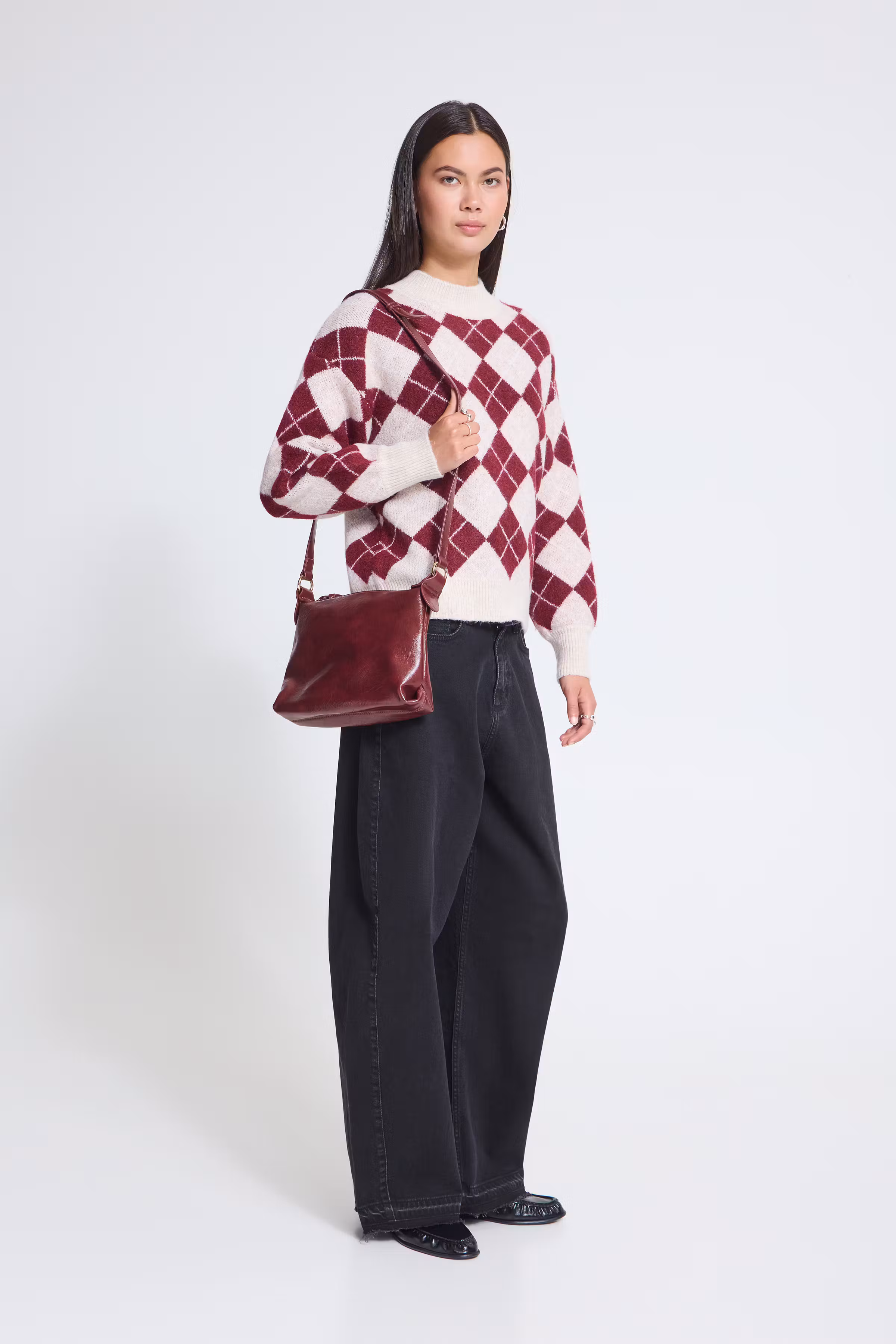 IAOLIVIA Veske LOOKBOOK FRONT 20126425-191522