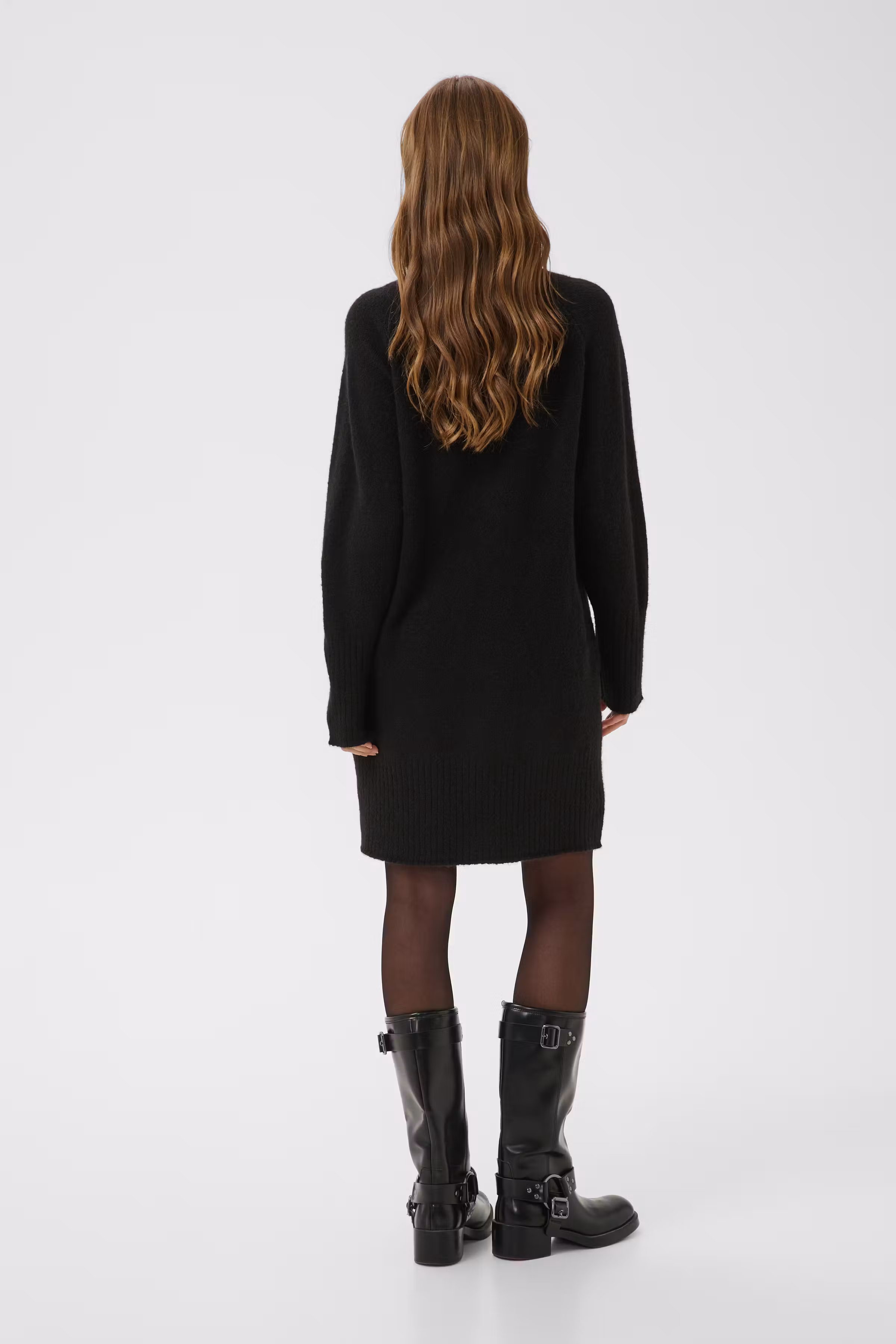 KAerin Kjole LOOKBOOK BACK 10512580-100121