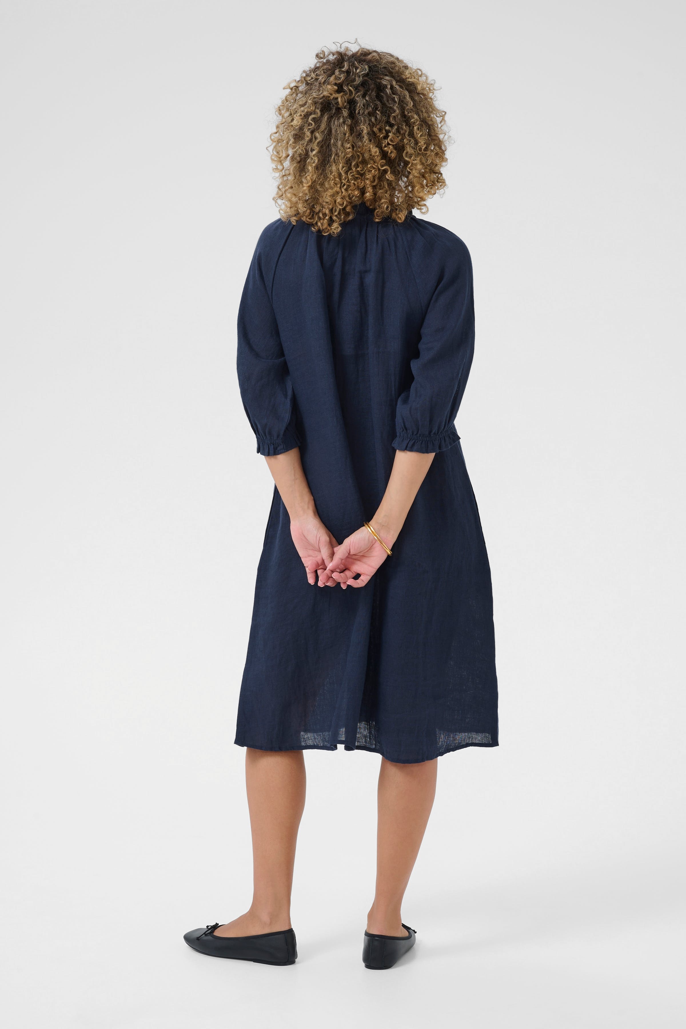 CRBellis Linne klänning LOOKBOOK BACK 10613470-194024