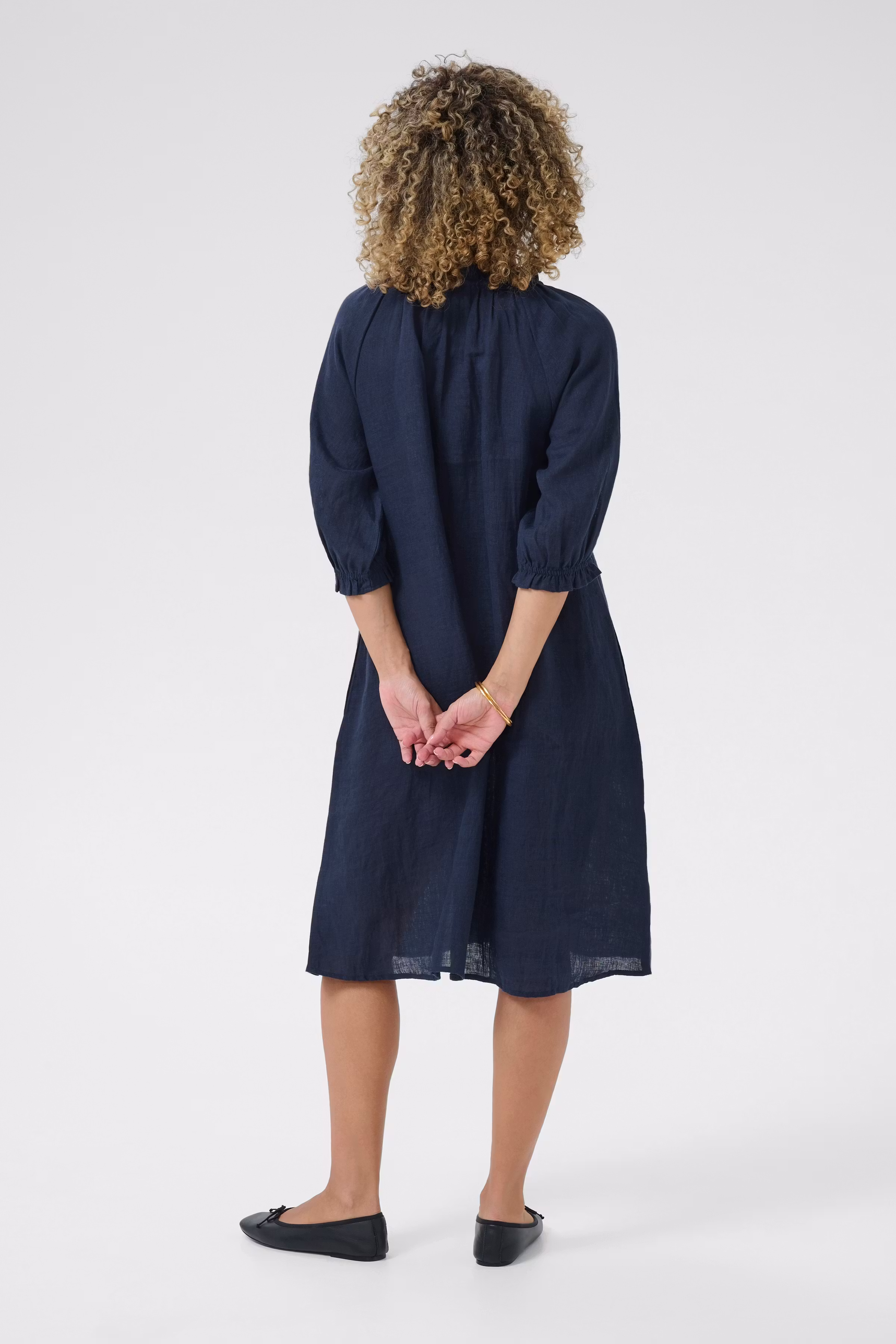 CRBellis Linen dress LOOKBOOK BACK 10613470-194024