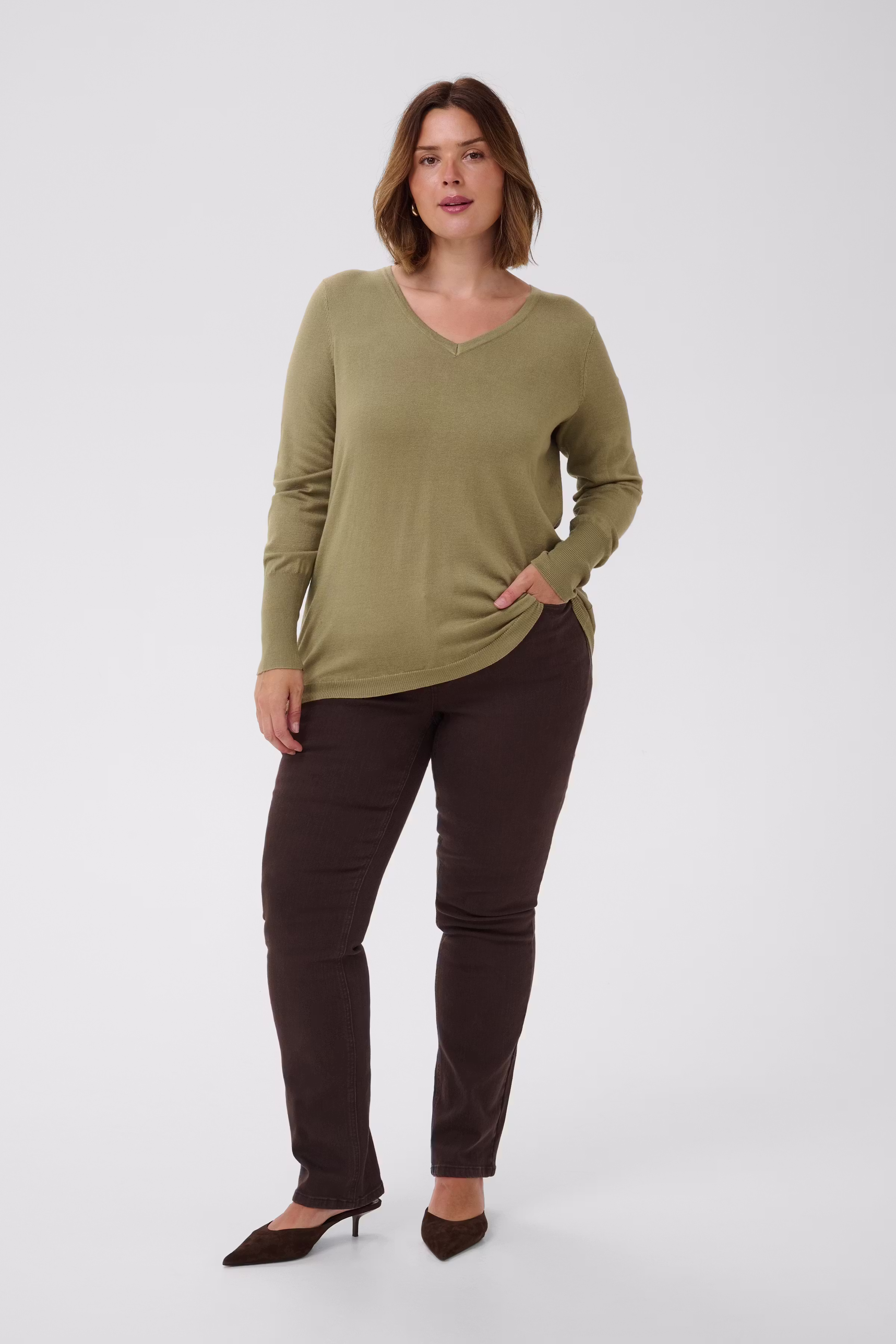 KClizzy Pullover LOOKBOOK FRONT 10584452-170620