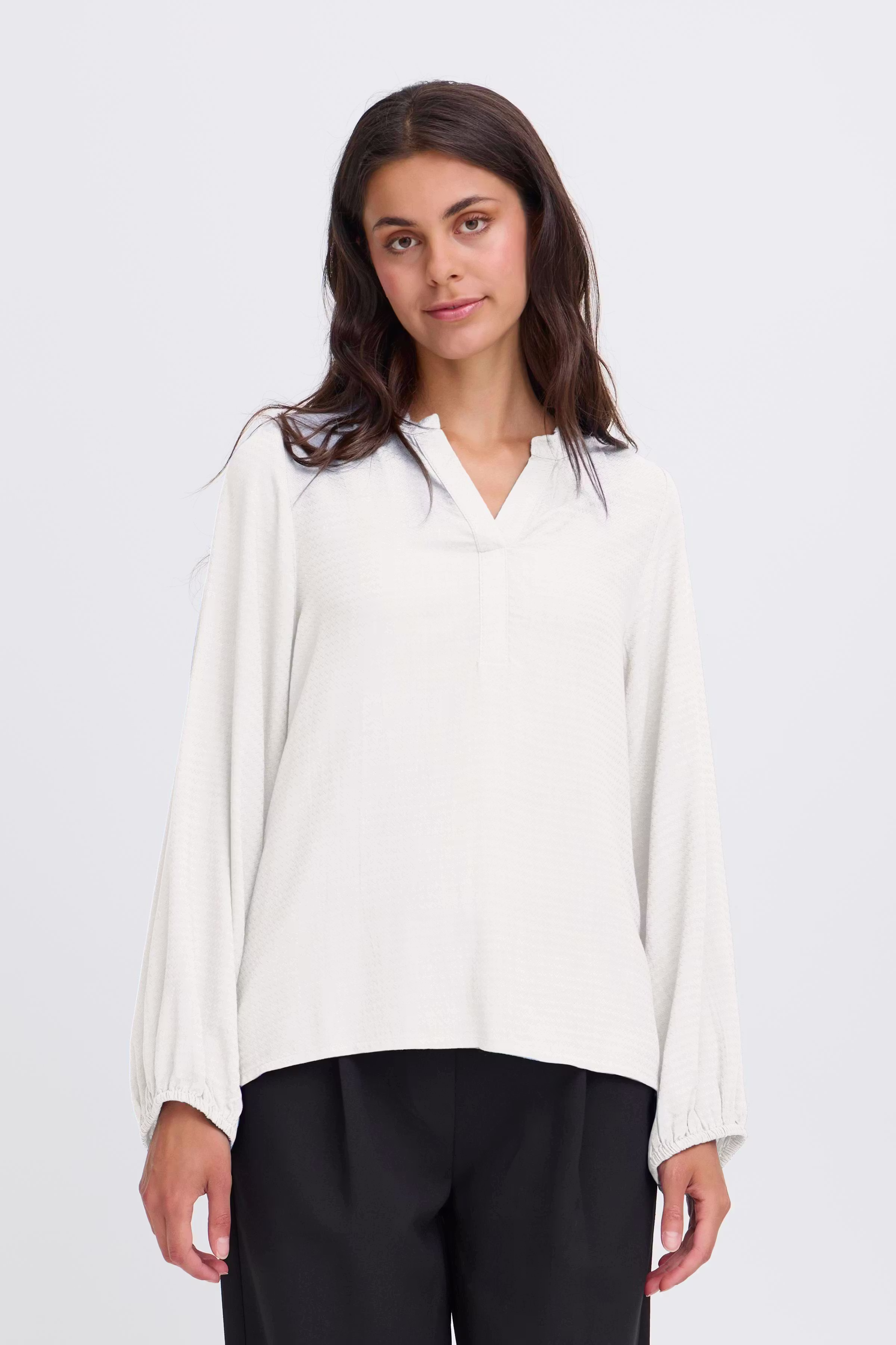 FRHIDA Bluse LOOKBOOK FRONT 20617196-114800