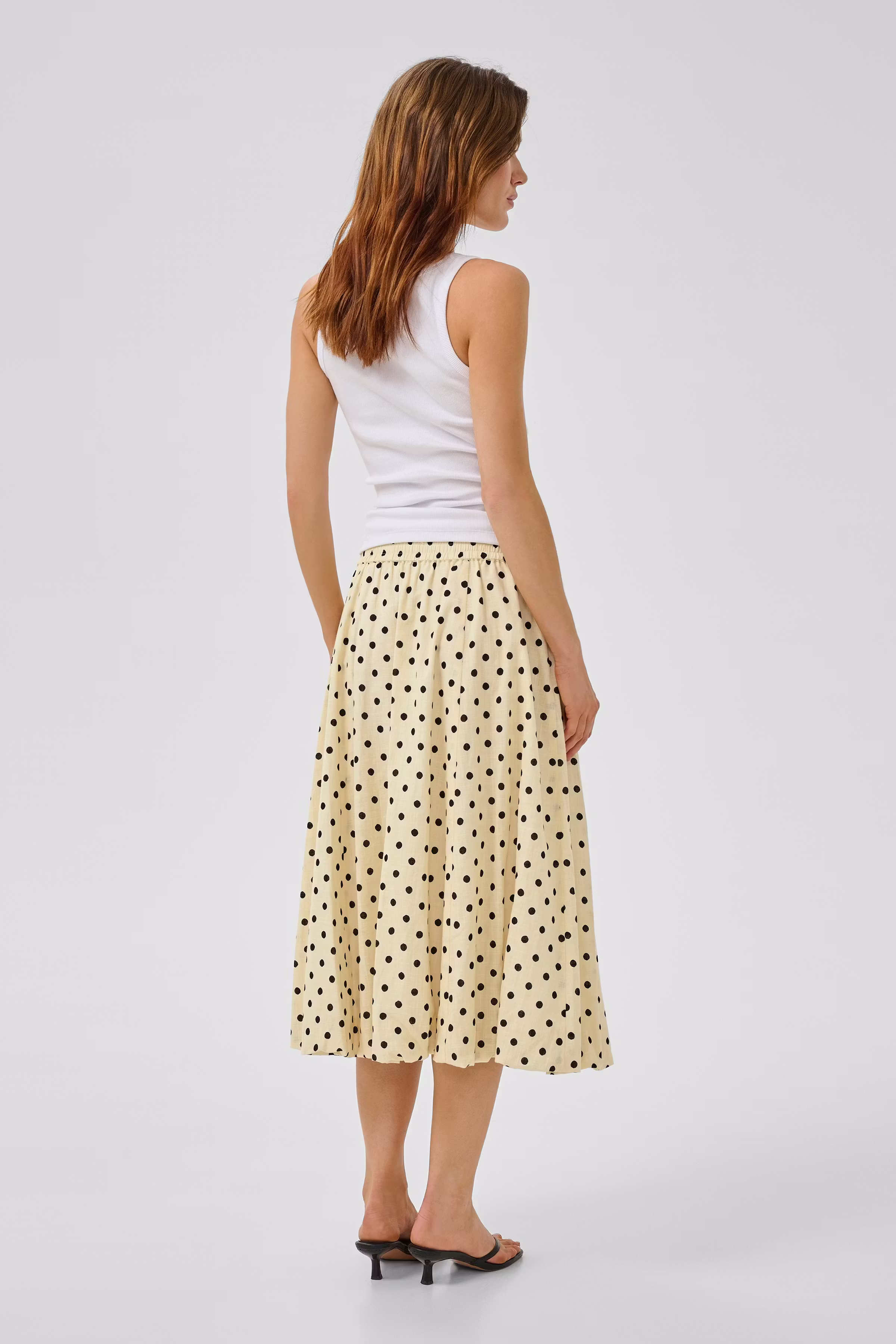 MWNada Skirt LOOKBOOK BACK 10705734-109463