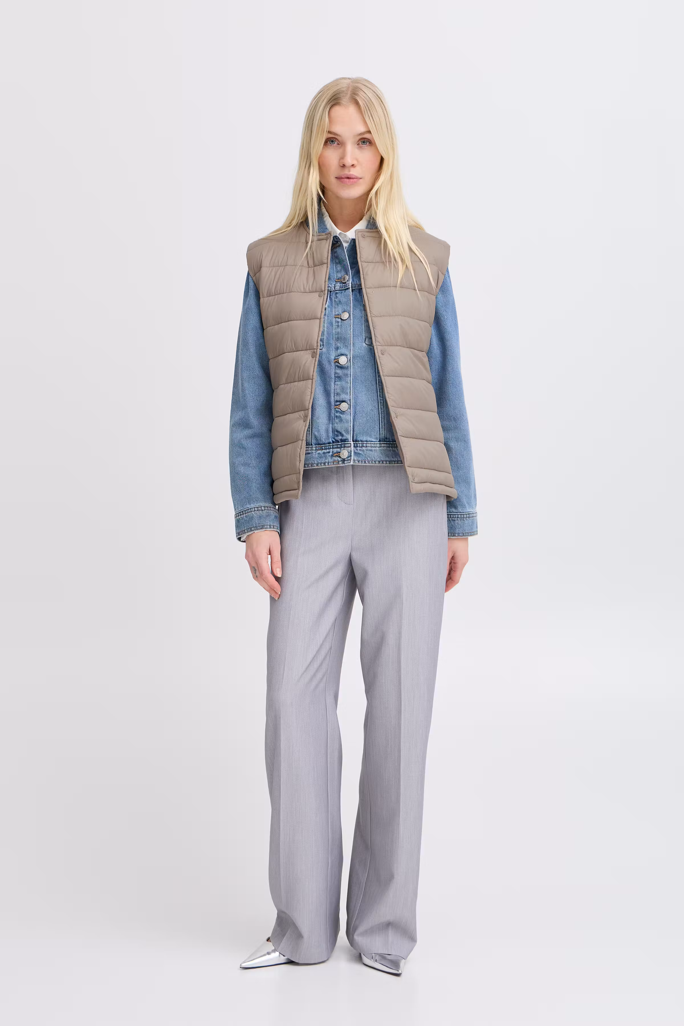 BYBERTA Vest yttertøj LOOKBOOK FRONT 20816074-171105