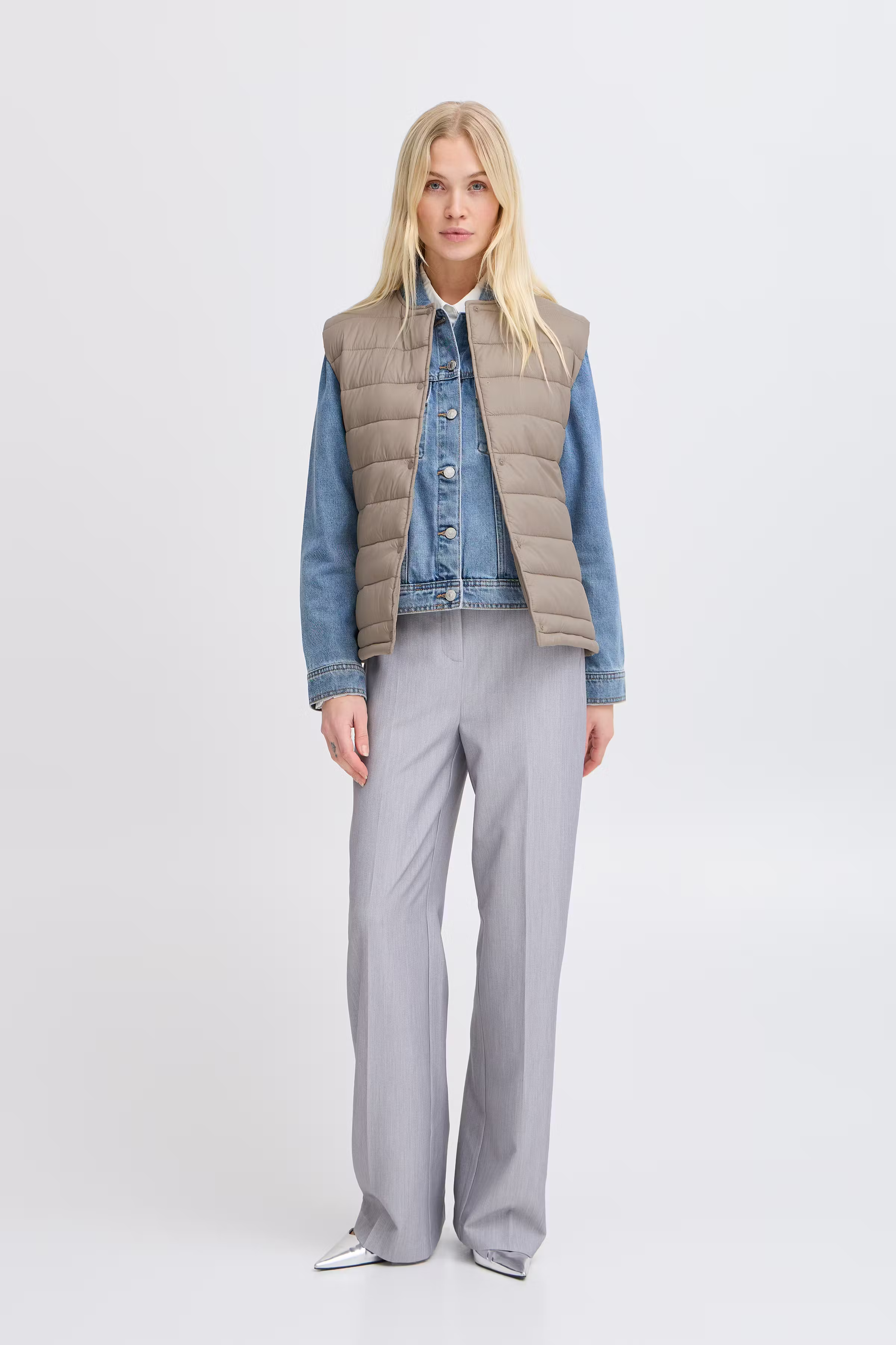BYBERTA Weste oberbekleidung LOOKBOOK FRONT 20816074-171105
