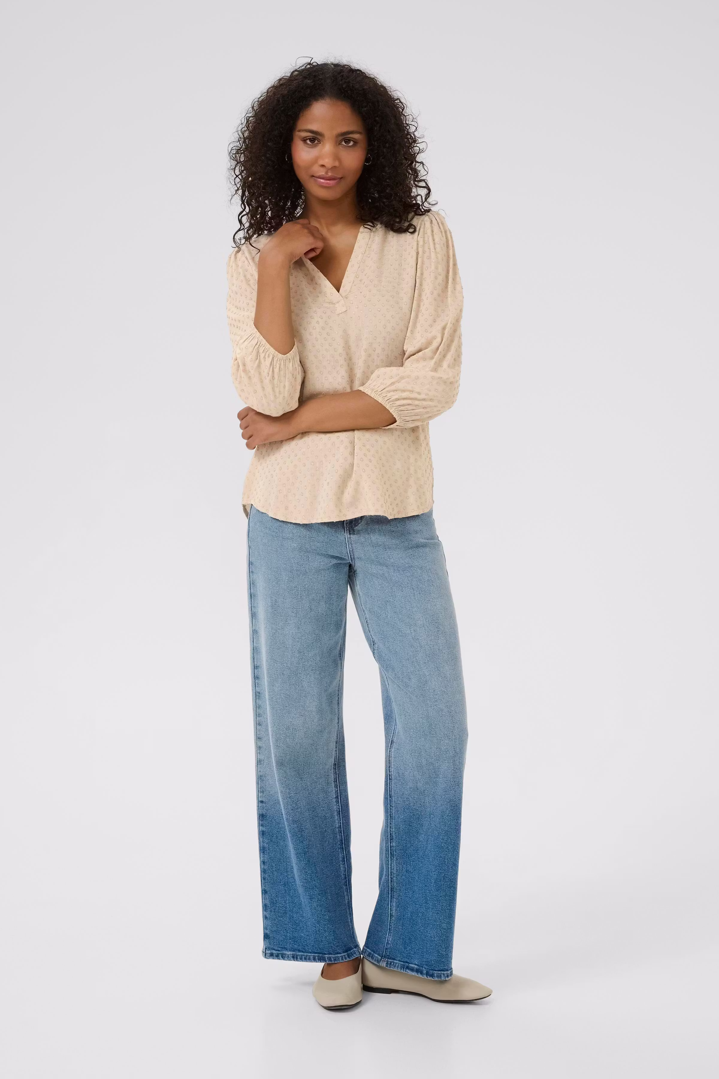 KAannika Bluse LOOKBOOK FRONT 10510429-151305