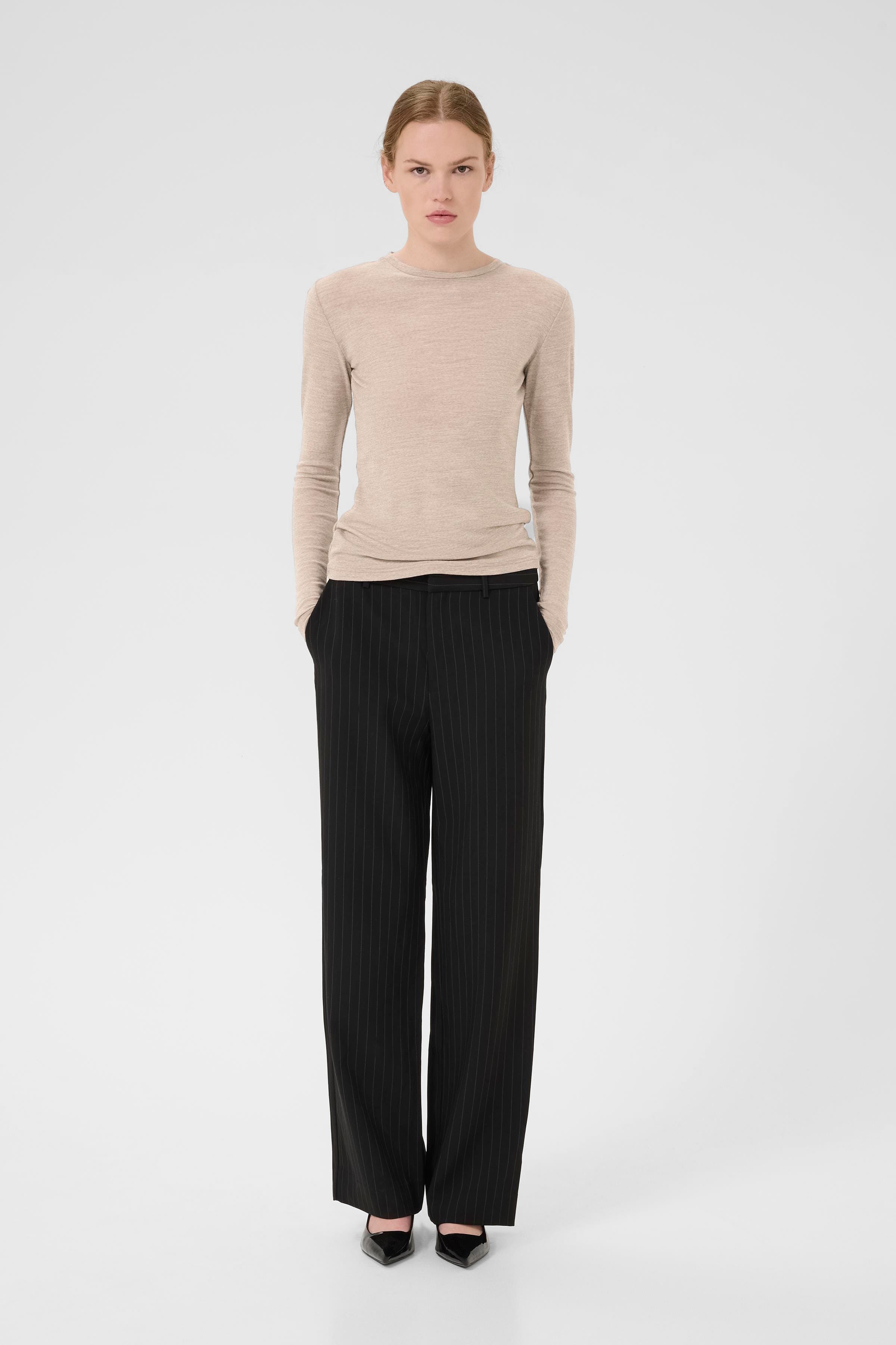 NiniaGZ T-shirt LOOKBOOK FRONT 10906718-102283