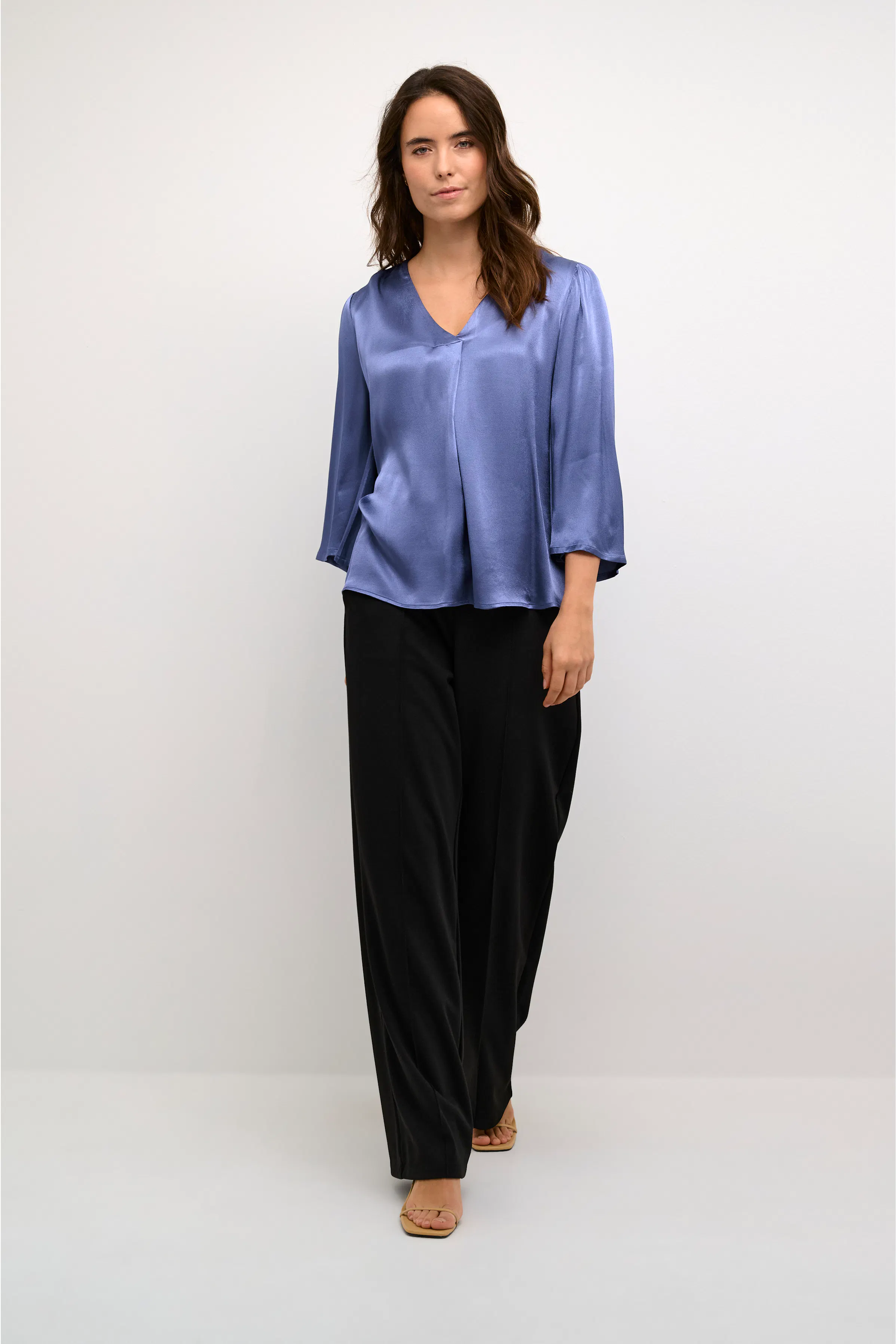 KAkaren Bluse LOOKBOOK FRONT 10508860-193928
