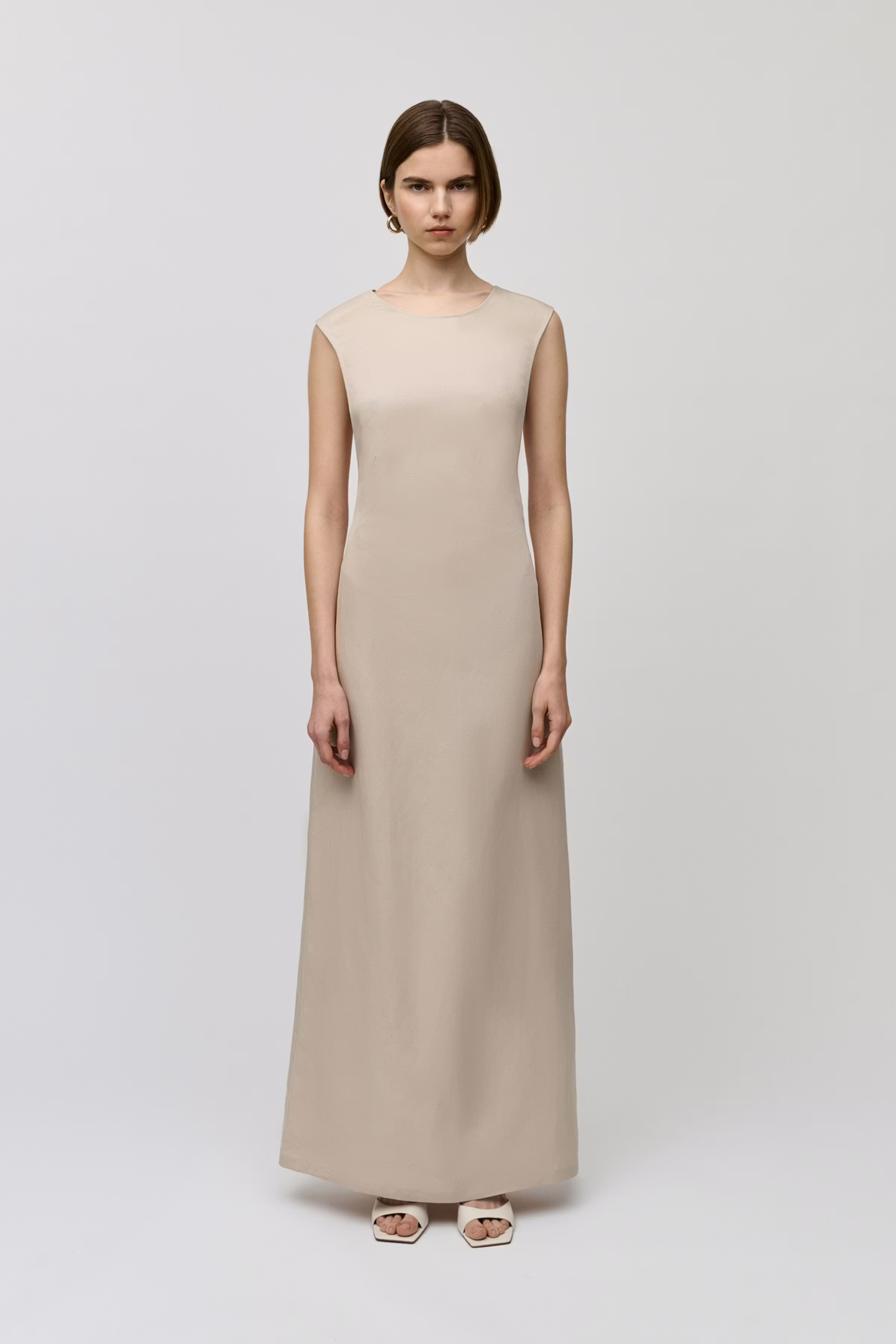 NADEAN Kleid LOOKBOOK FRONT 30700025-BE396