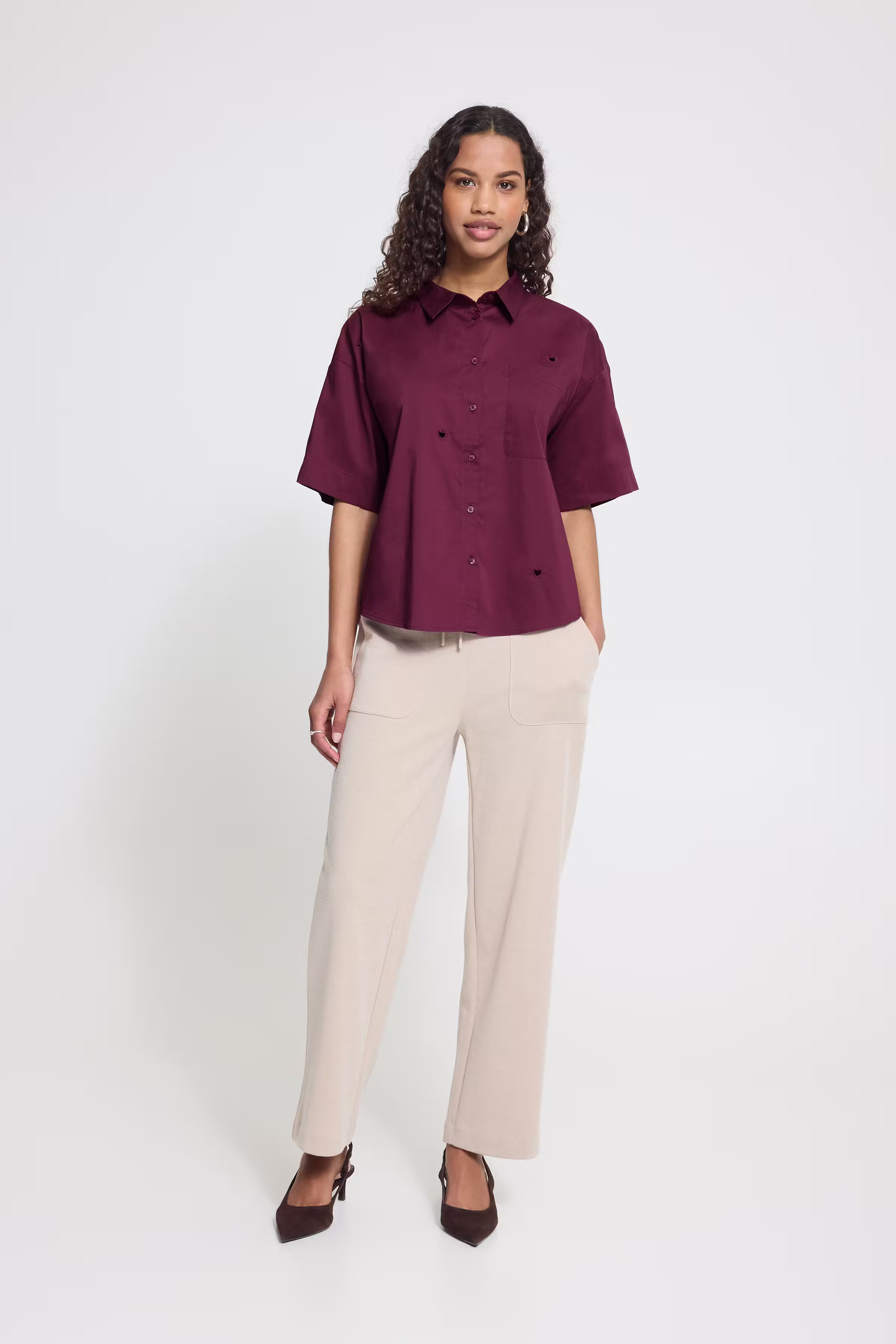 IHLELAYA Skjorte LOOKBOOK FRONT 20125750-191623