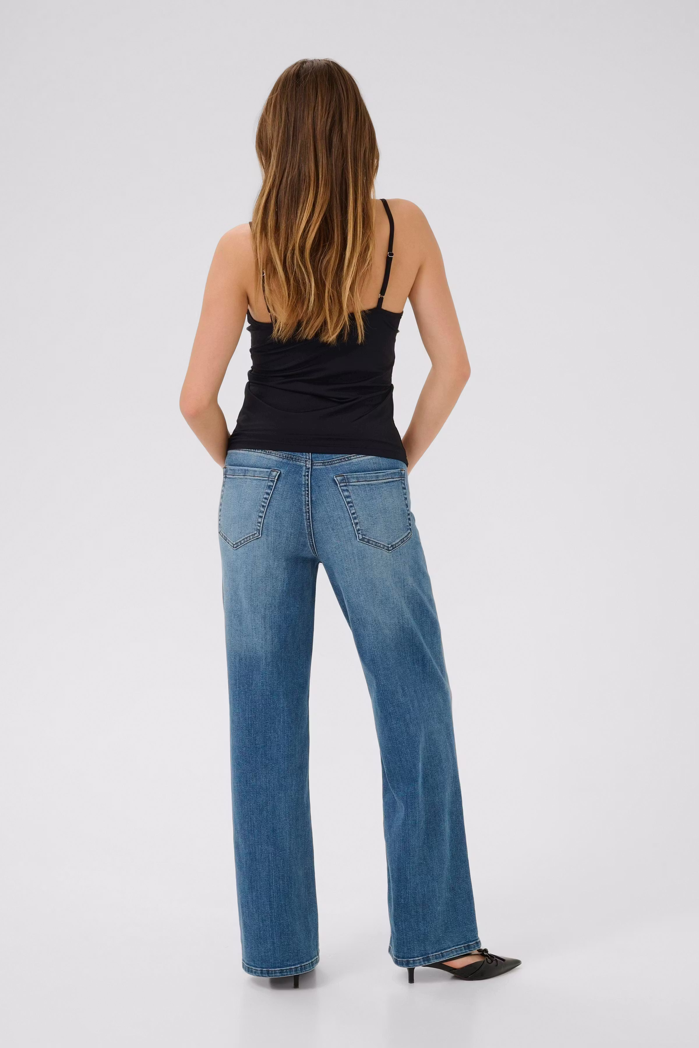 KAarina Top LOOKBOOK BACK 10510735-100121