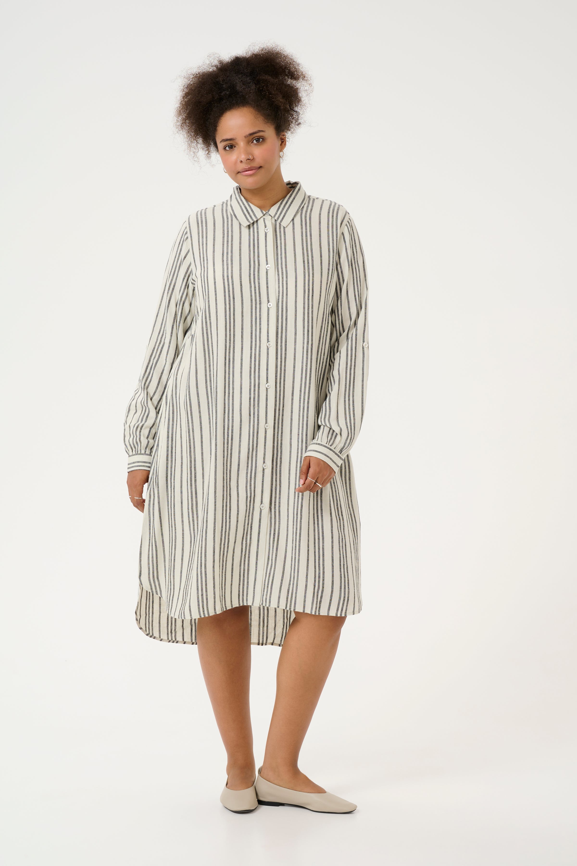 KCmille Linen dress LOOKBOOK FRONT 10582213-107124
