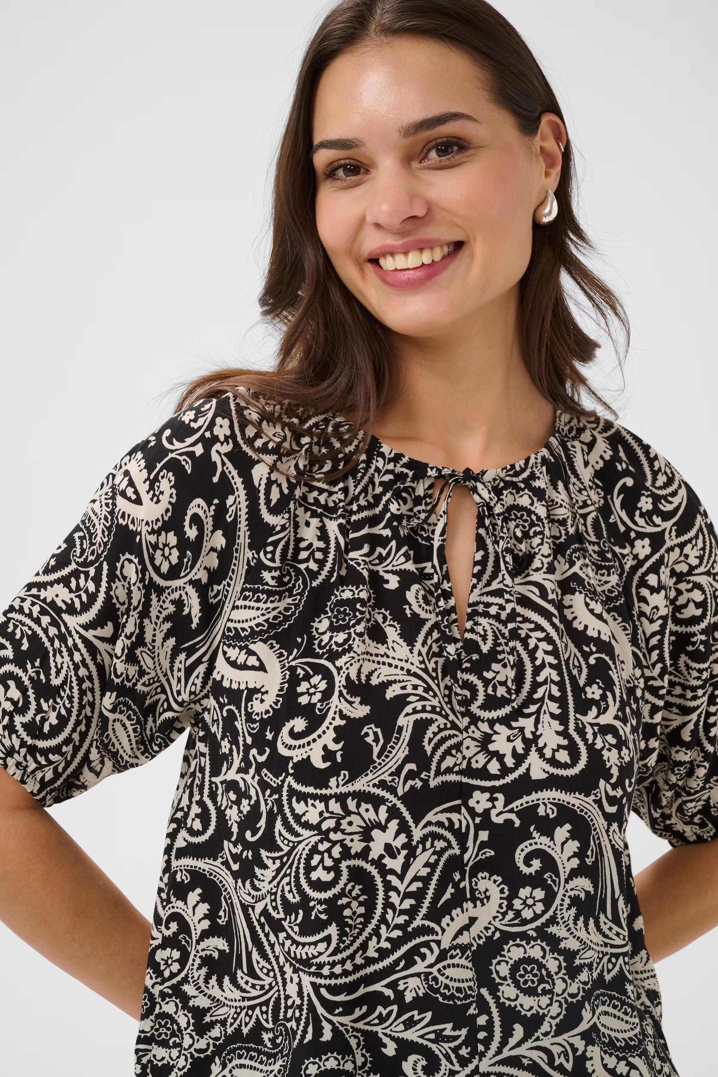 KAbella Bluse LOOKBOOK DETAIL 10511522-109282