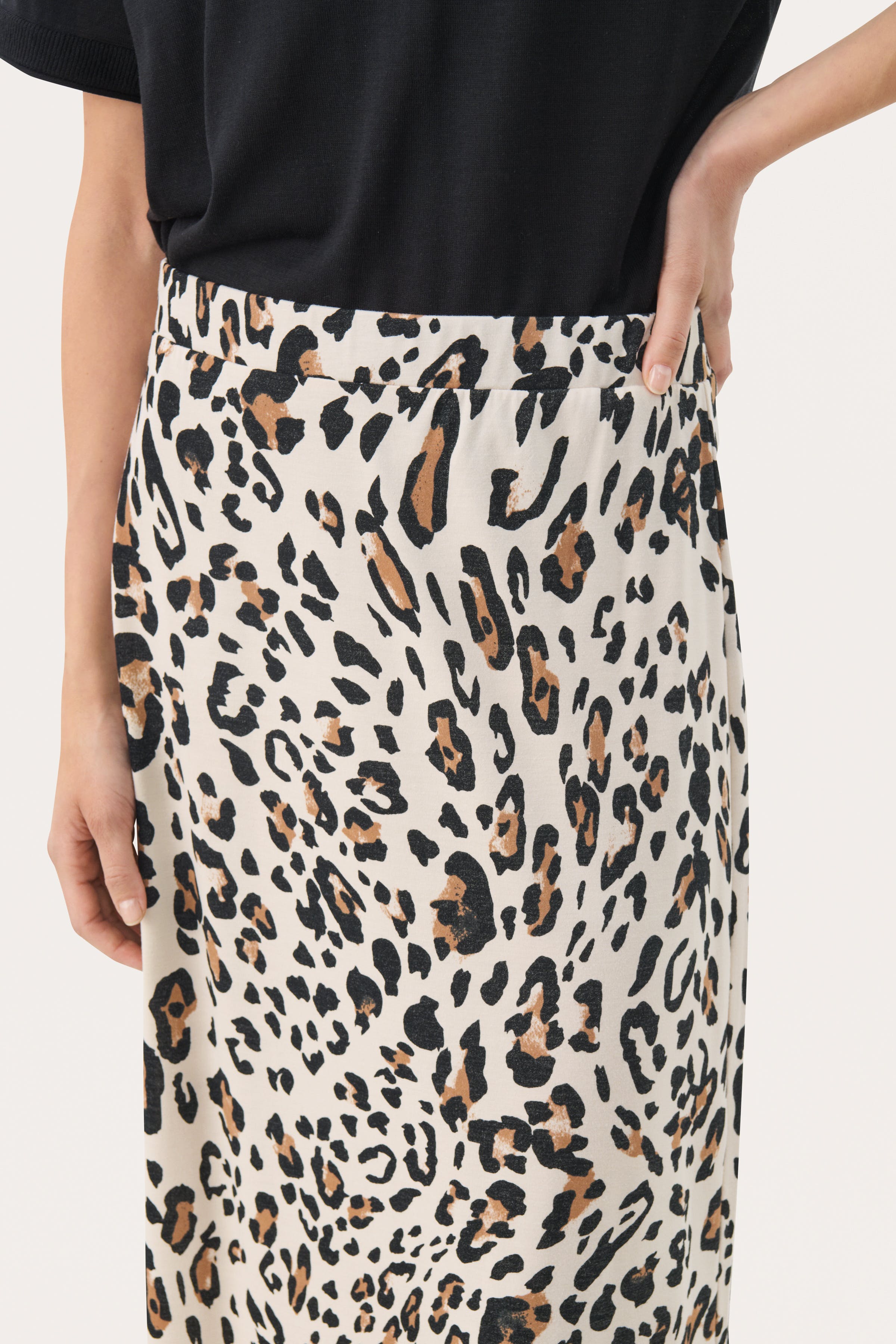 TrudiPW Kjol LOOKBOOK DETAIL 30309847-303987