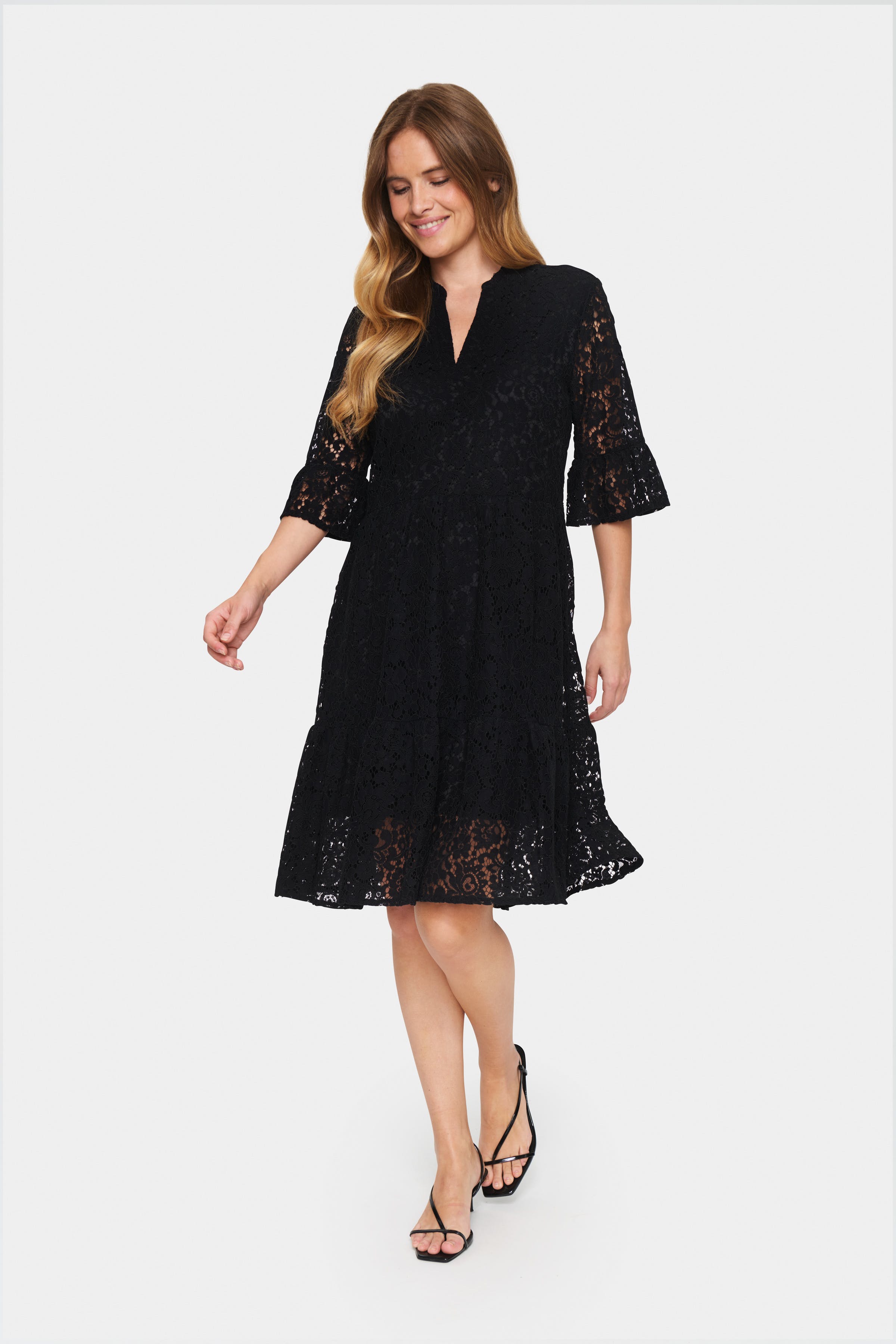 ZannaSZ Kjole LOOKBOOK FRONT 30513831-193911