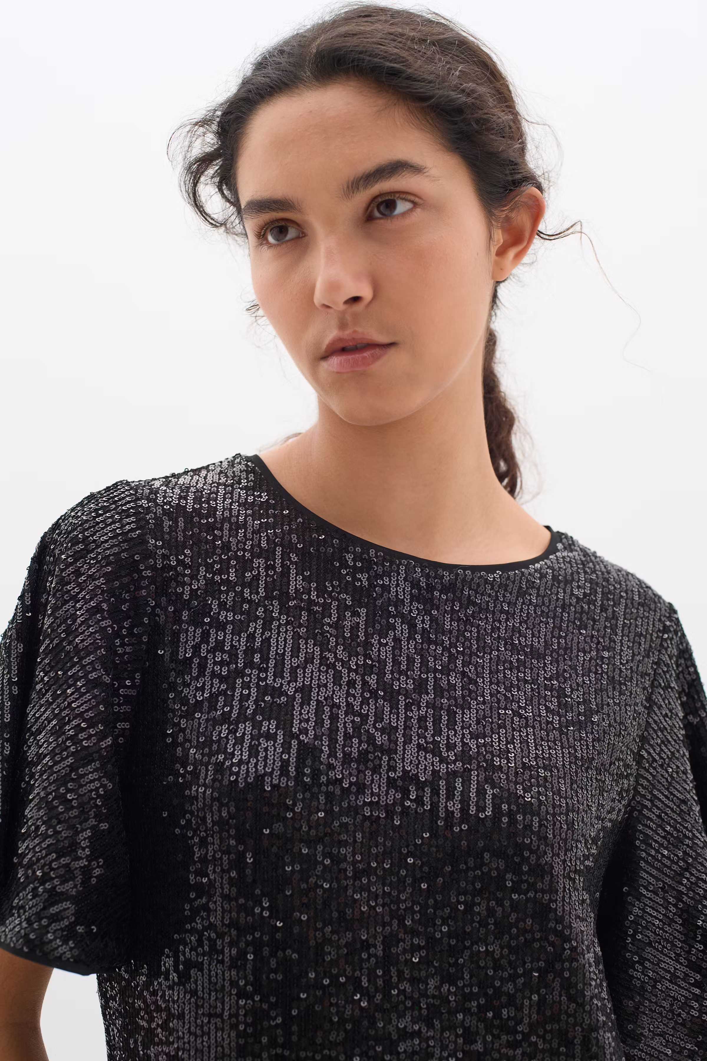 BarbaraIWshort Paillette Kleid LOOKBOOK DETAIL 30109890-194008