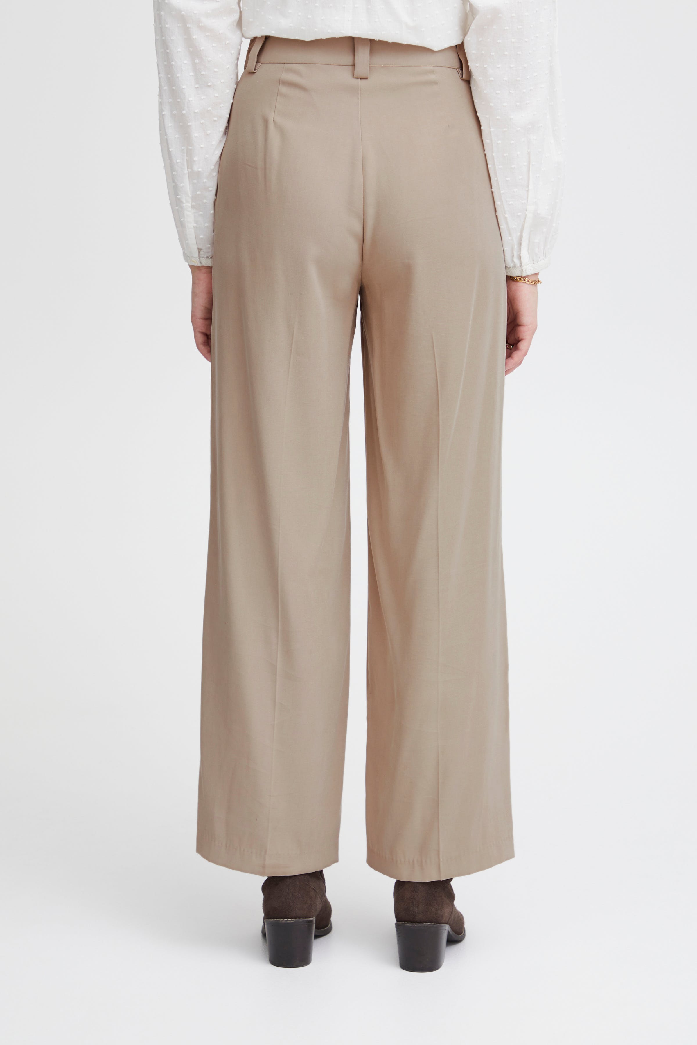 IRLEONO Trousers LOOKBOOK BACK 20119526-161407
