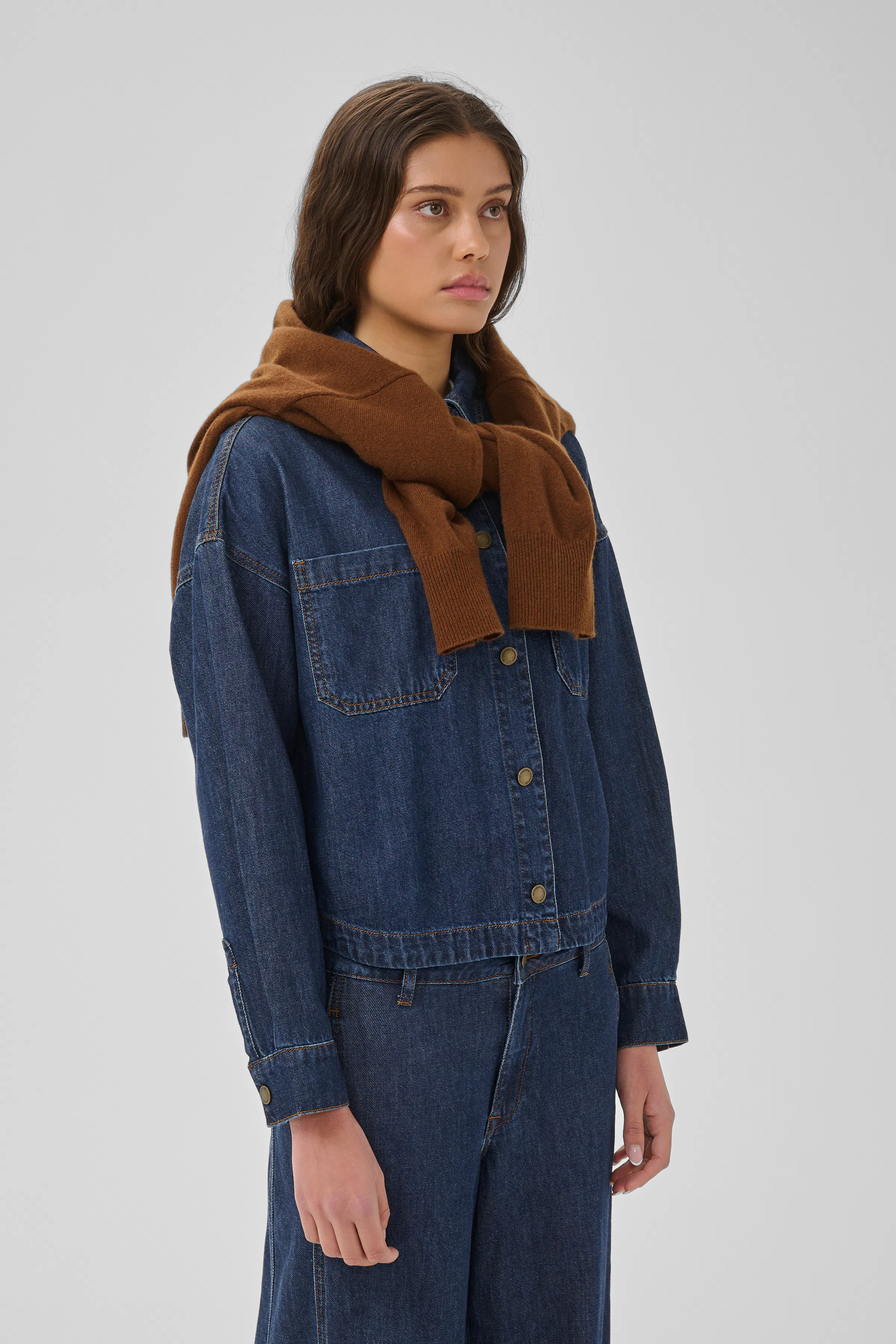 MWSolia Denim shirt LOOKBOOK FRONT 10705640-100061
