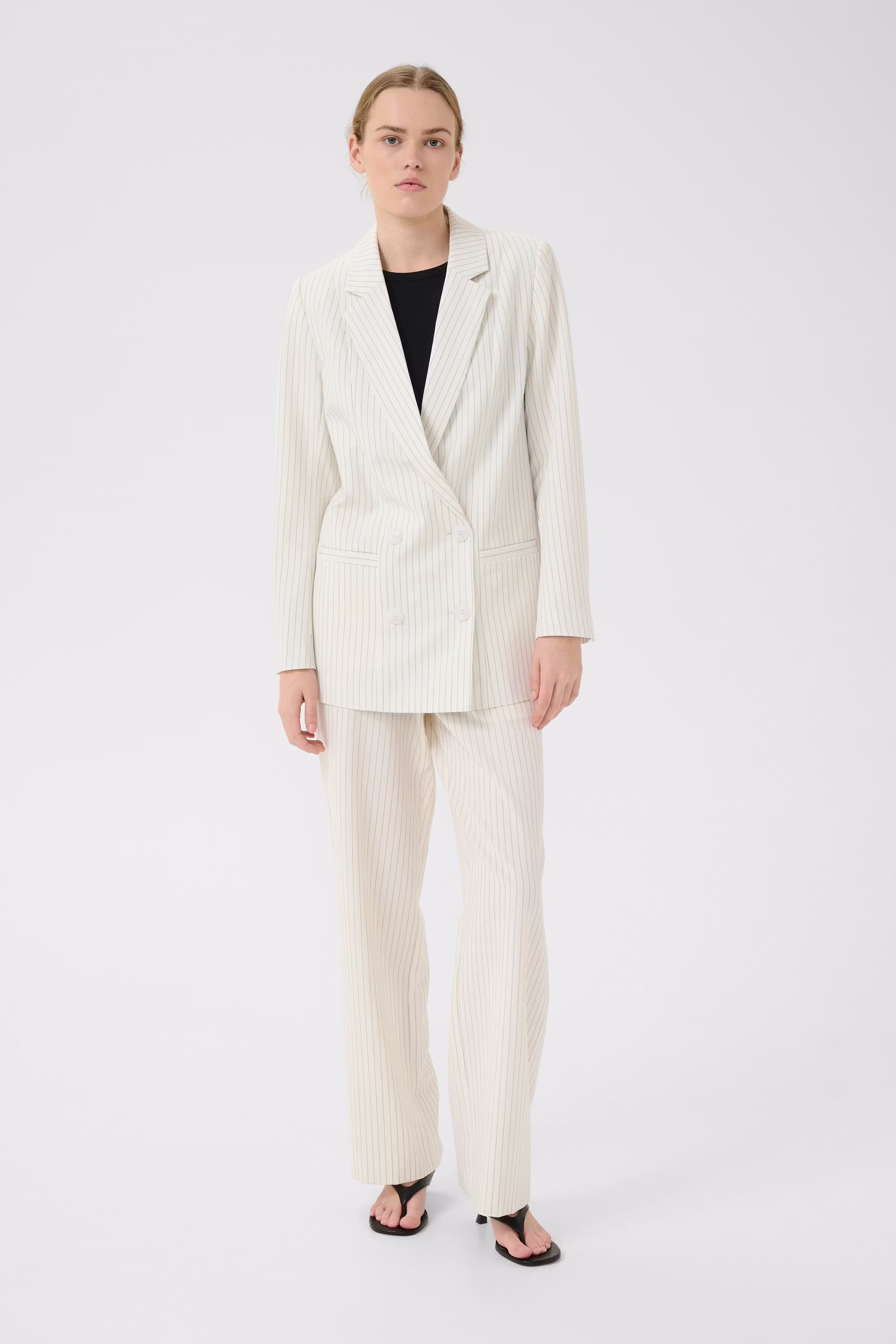 GZjoelle Blazer LOOKBOOK FRONT 10910520-107664