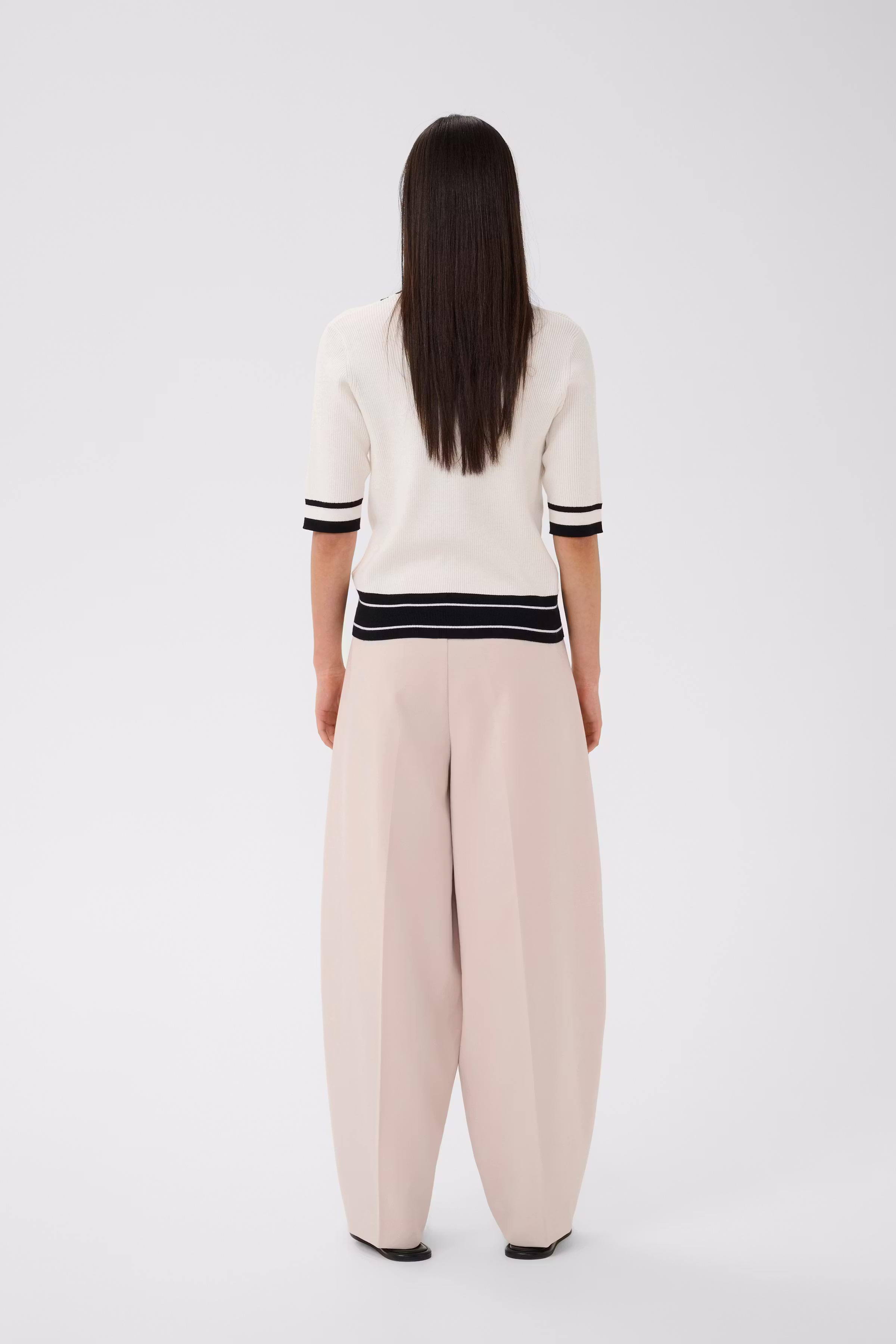 LeenahIW V-Neck Pullover LOOKBOOK BACK 30110675-900009166