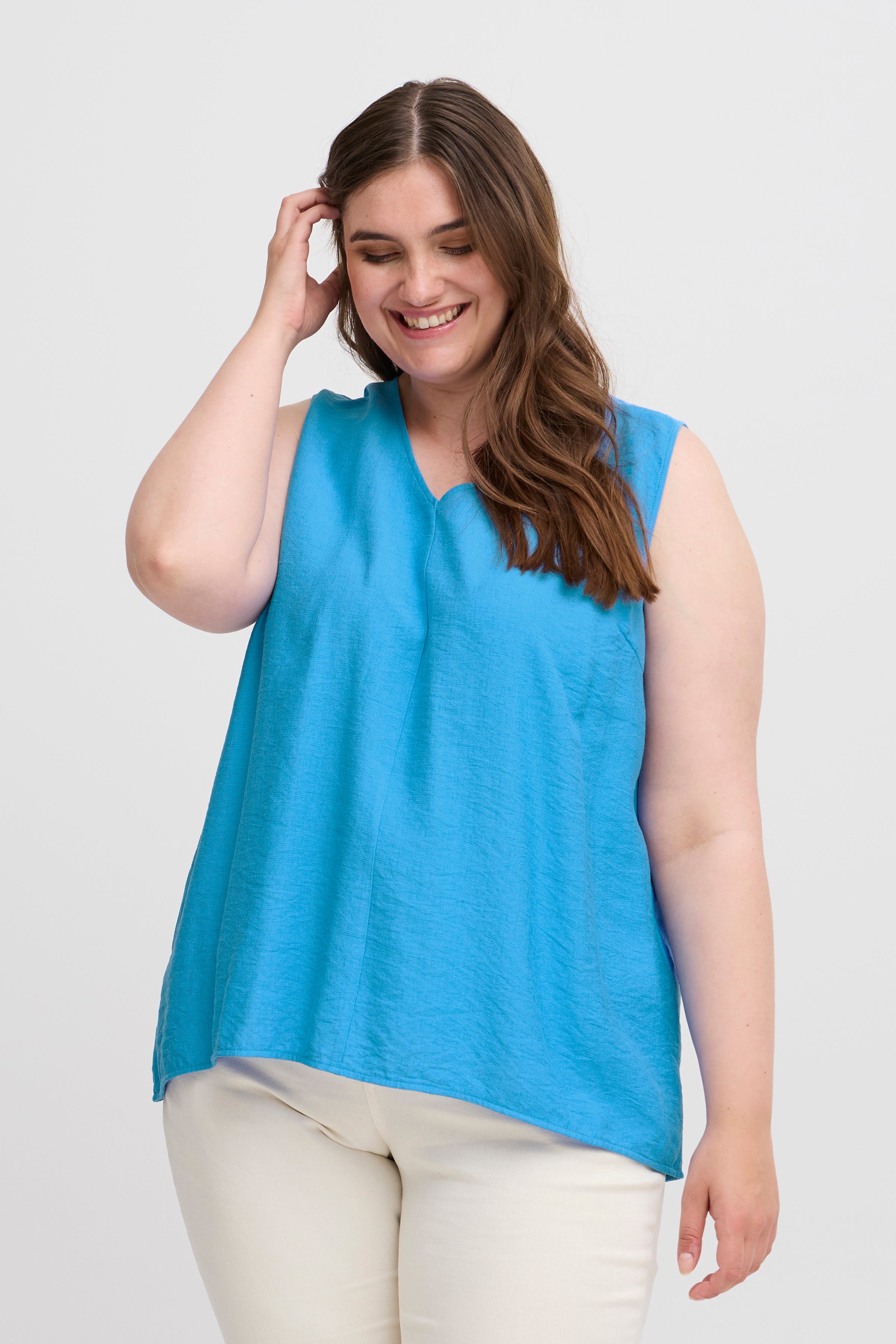 SWHOT Bluse LOOKBOOK FRONT 20613934-184143