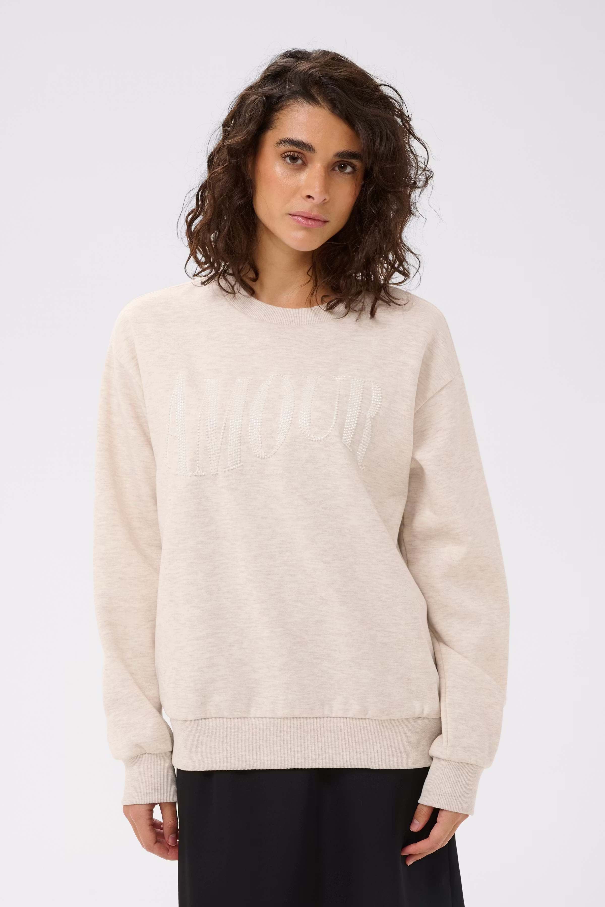 KAmelody Sweatshirt LOOKBOOK FRONT 10511456-1513051