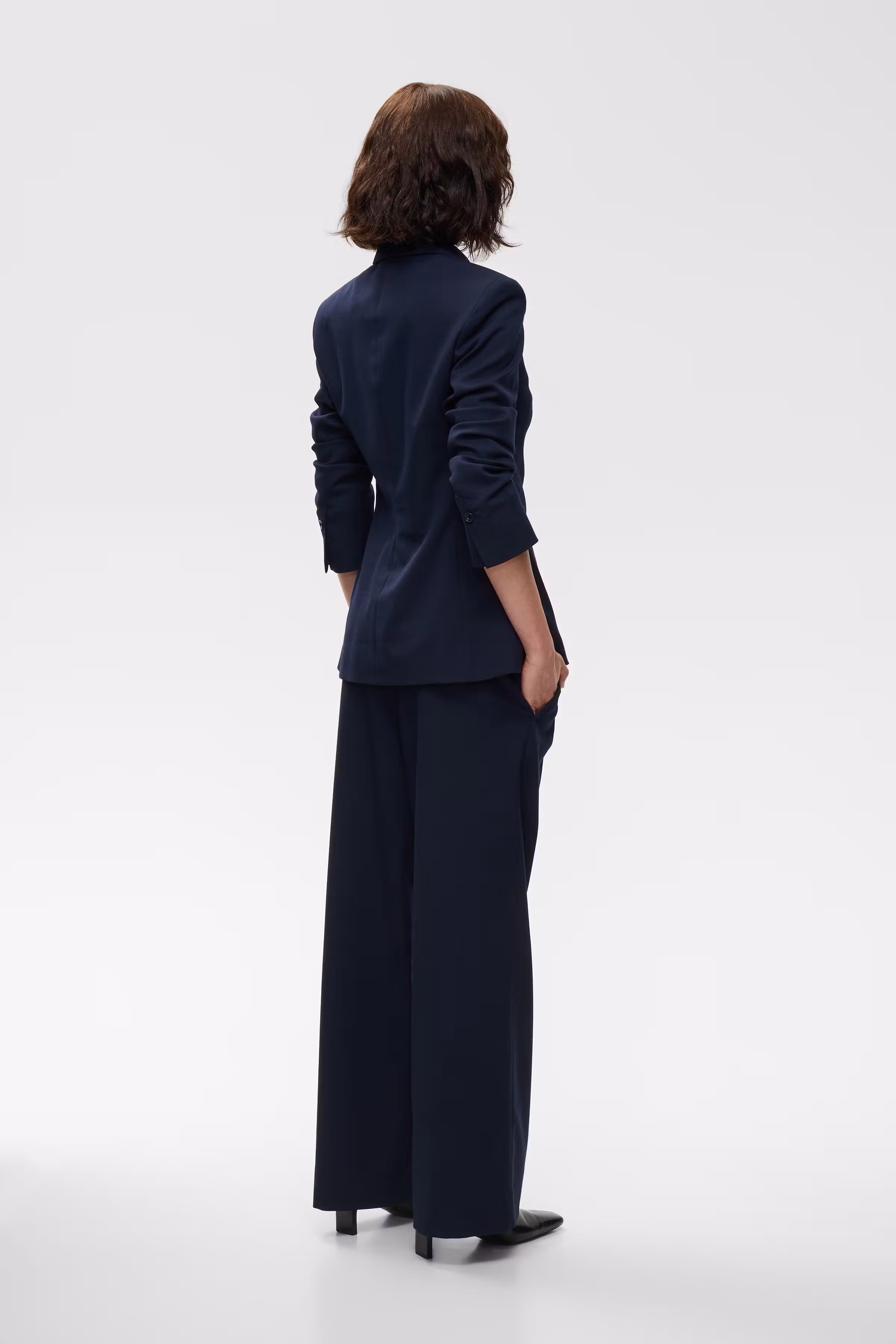 IOPedra Pants LOOKBOOK DETAIL 30600011-BL900