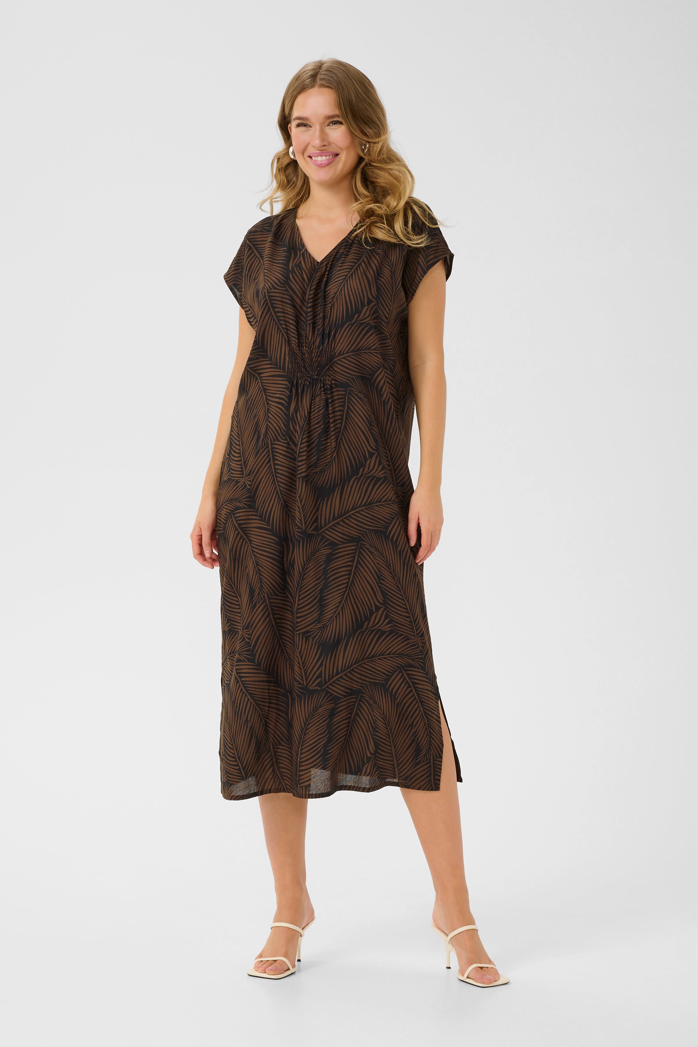 BPvivian Kjole LOOKBOOK FRONT 10590920-107898B