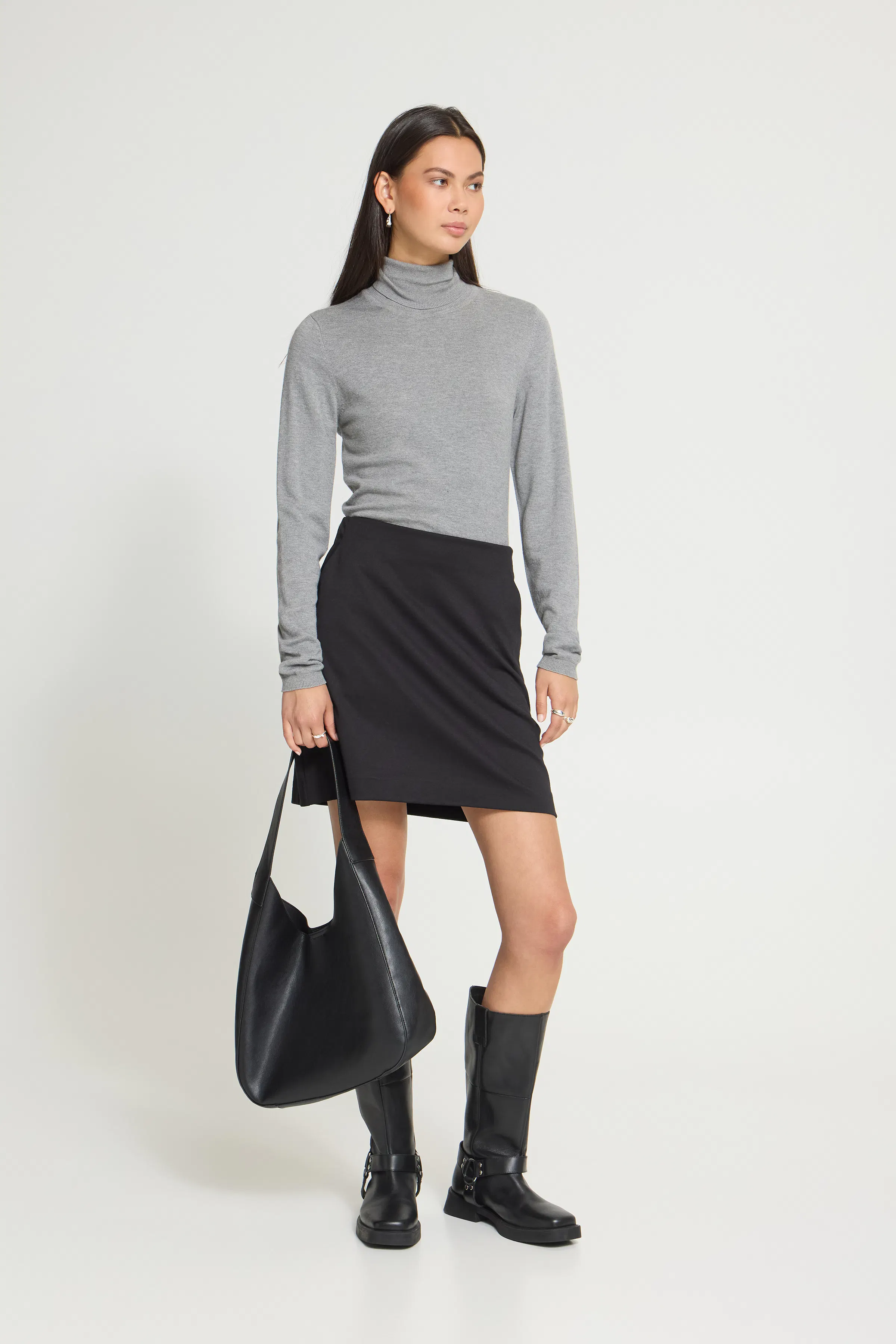 IHKATE Rok LOOKBOOK FRONT 20127386-194008