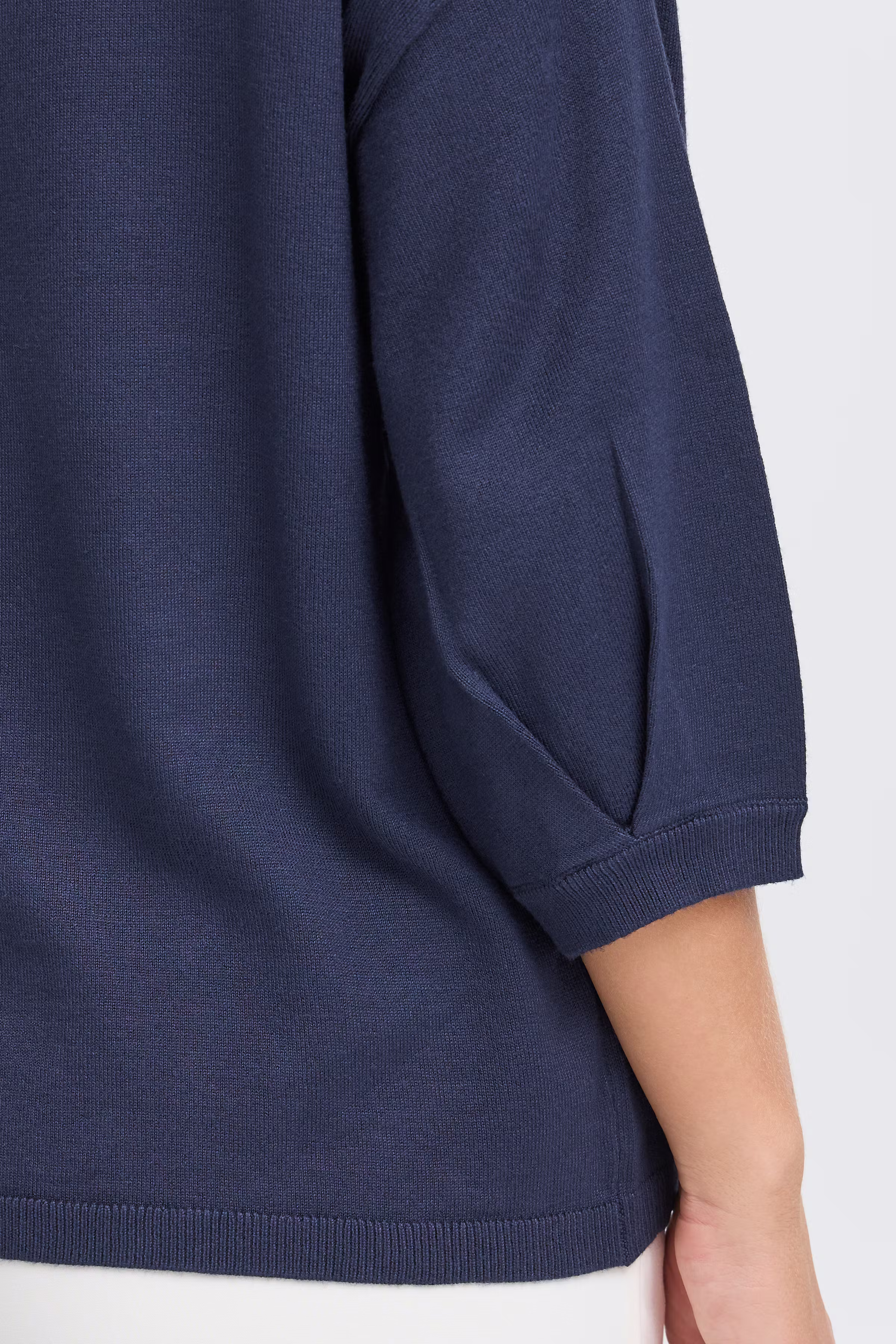 FRCLIA Pullover LOOKBOOK DETAIL 20615485-193923