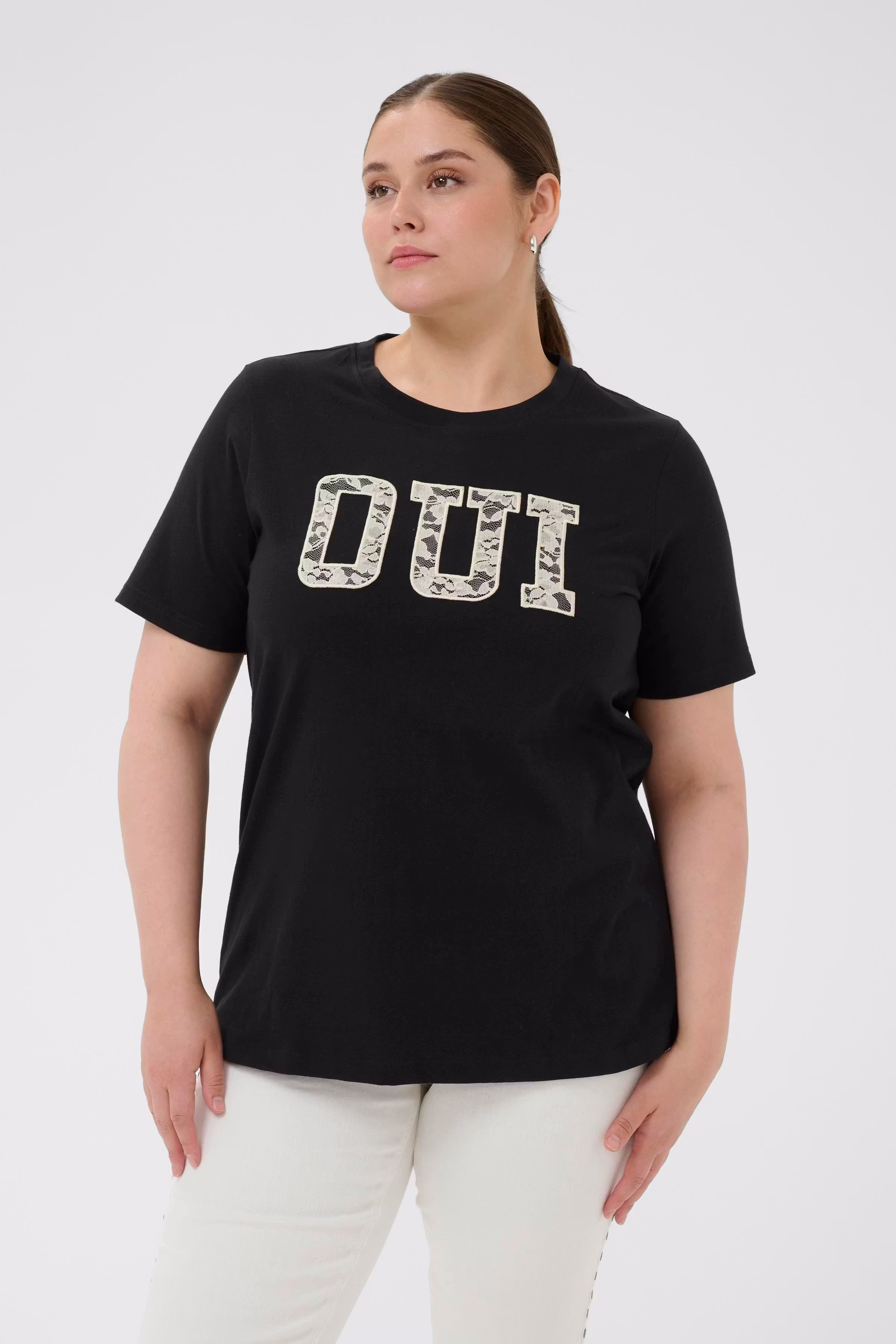 KClucie T-shirt LOOKBOOK FRONT 10584025-100121