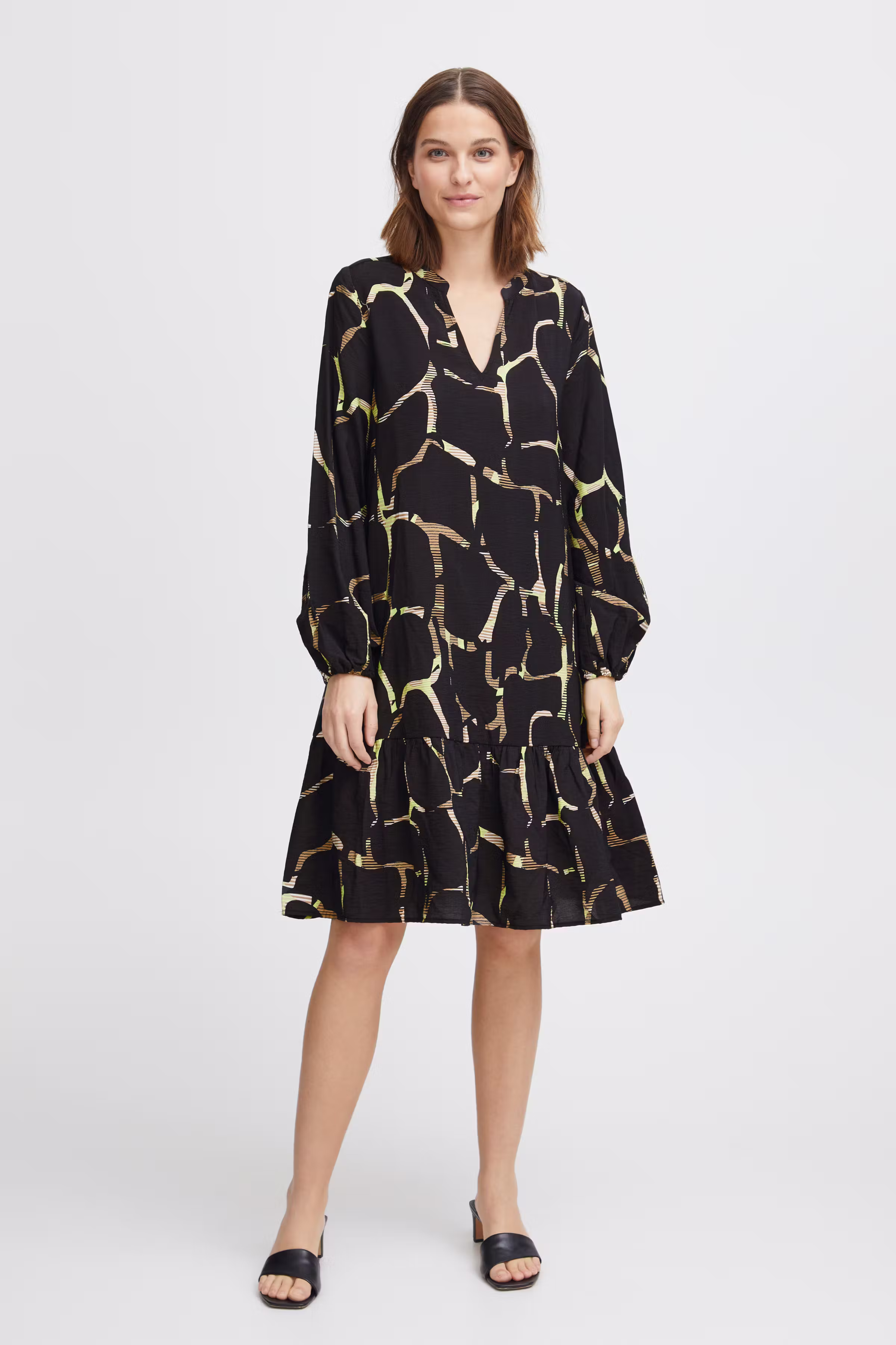 BYIBINE Kleid LOOKBOOK FRONT 20814303-200453