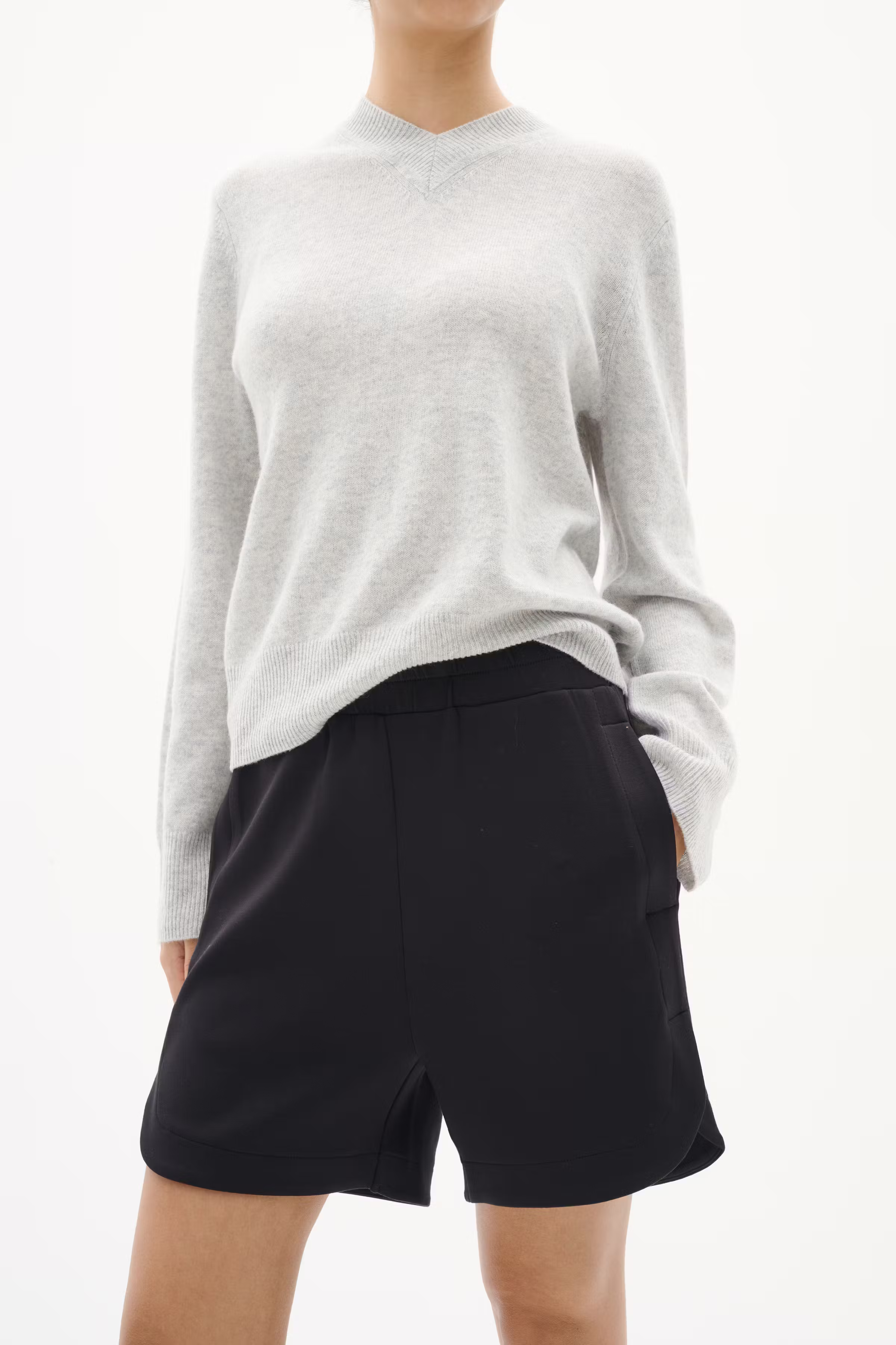 HenniehIW Shorts LOOKBOOK FRONT 30110370-194008