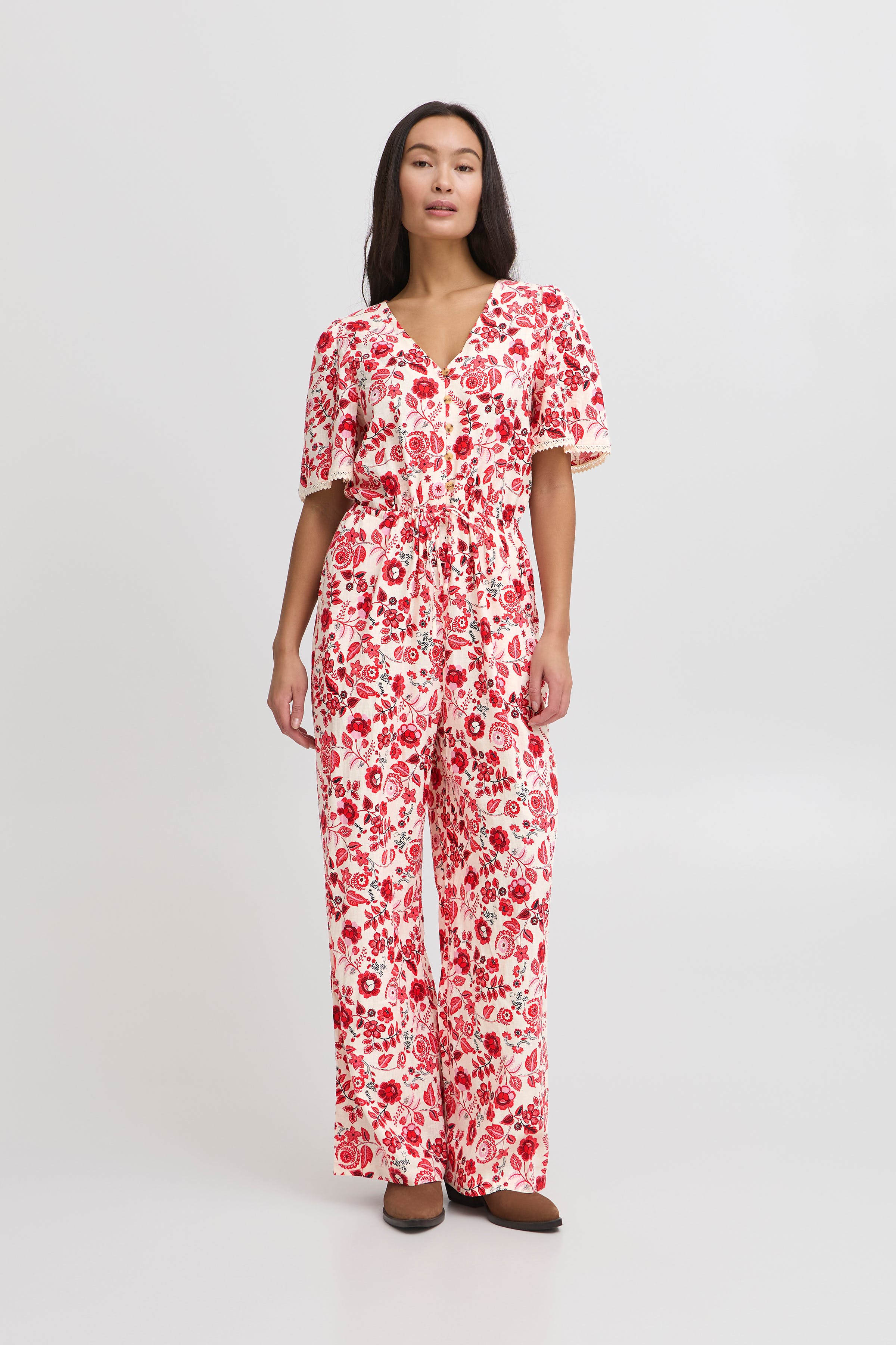 IRANNA Jumpsuit LOOKBOOK FRONT 20122620-130905