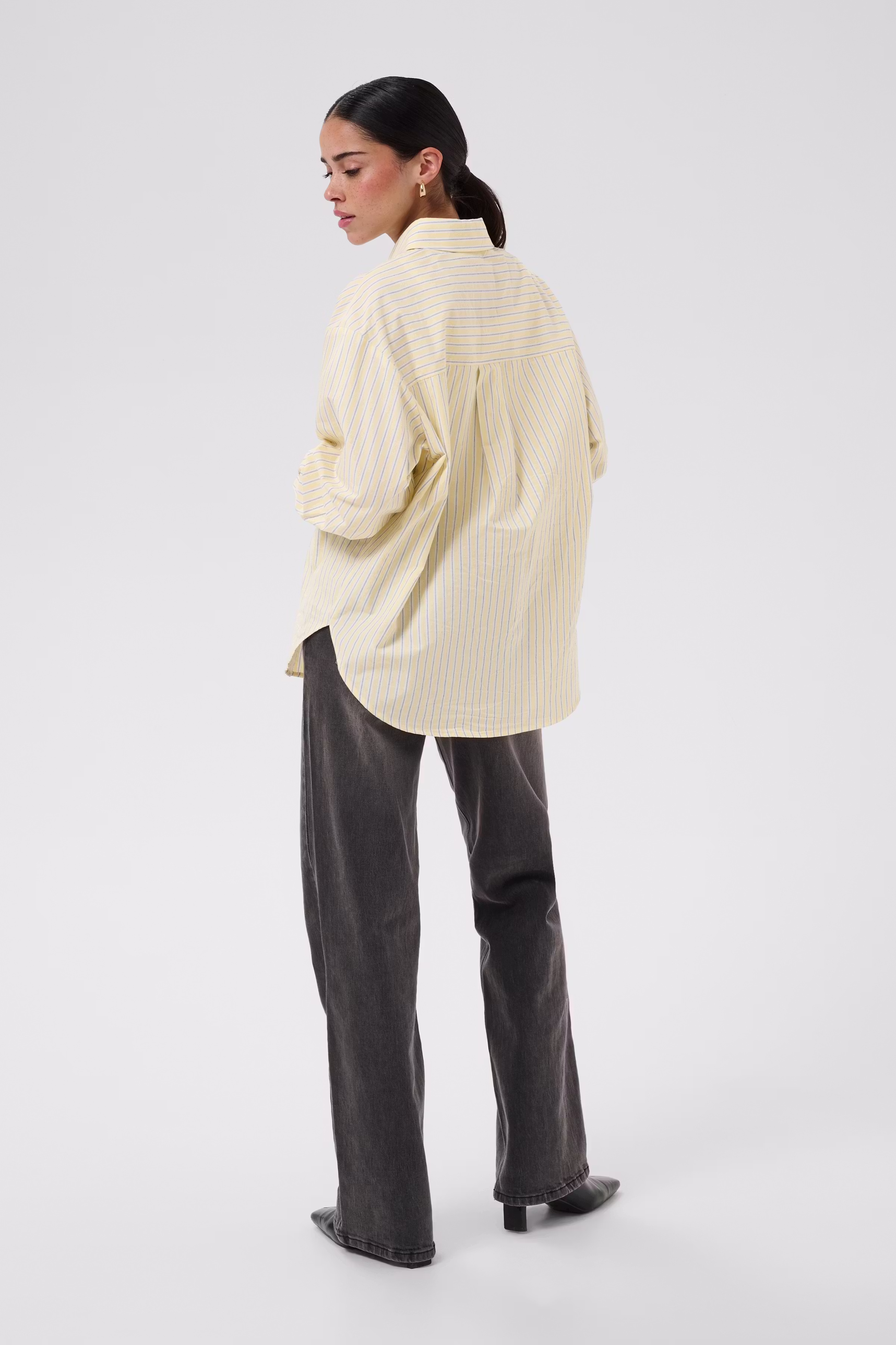 KAaster Shirt LOOKBOOK BACK 10511814-109505