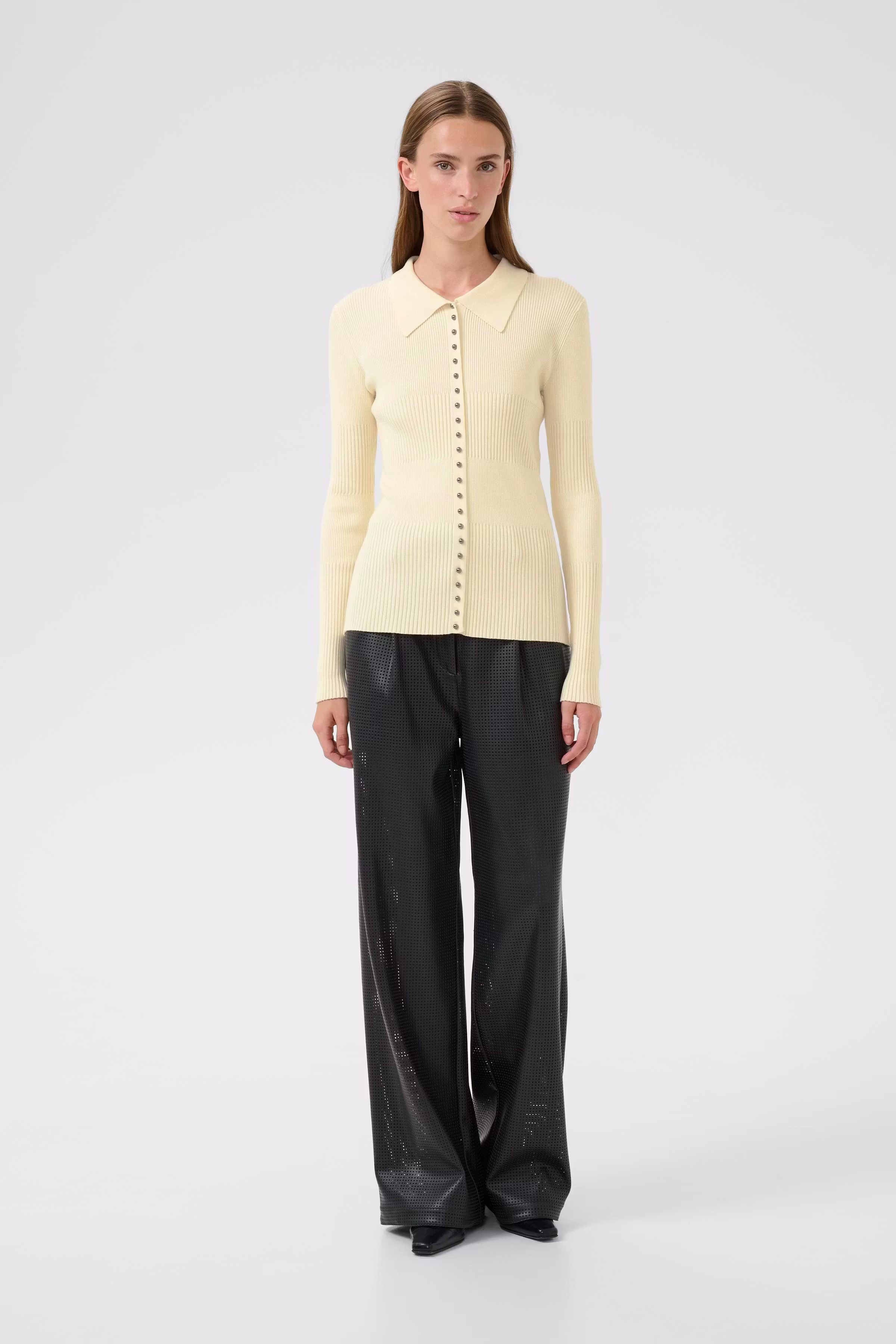 KBStine Cardigan LOOKBOOK FRONT 10105694-110103