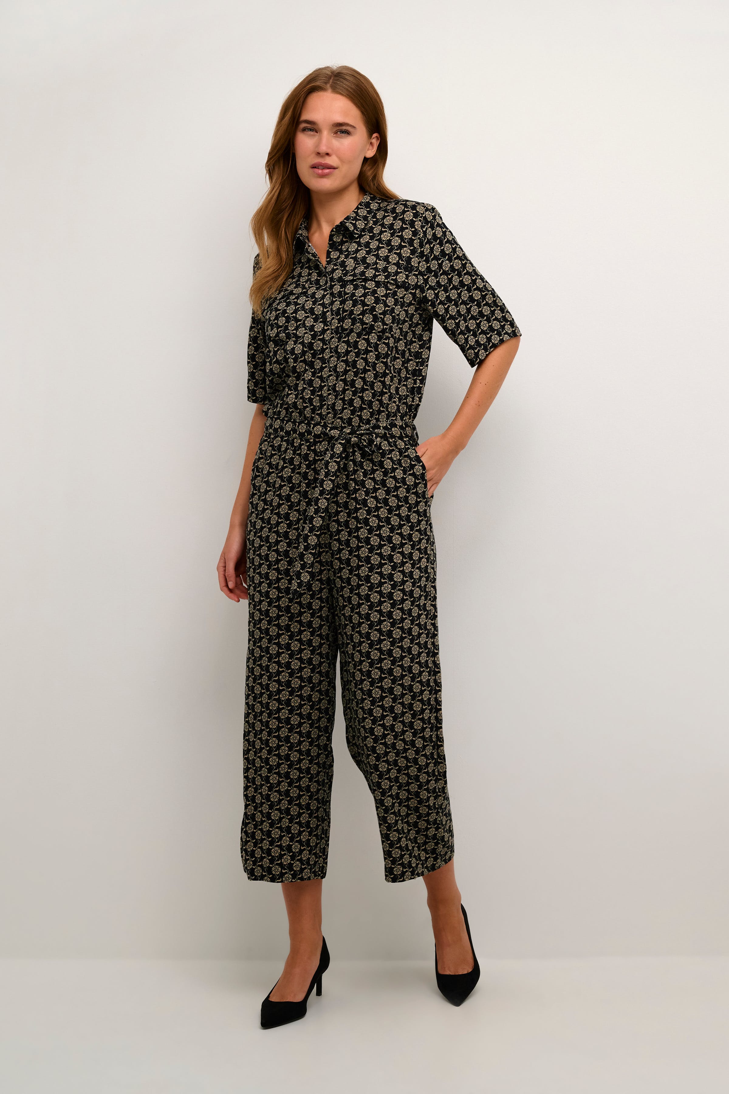 KAruthie Overall LOOKBOOK FRONT 10509441-106841